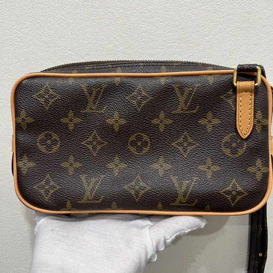 LOUIS VUITTON Marly Bandouliere