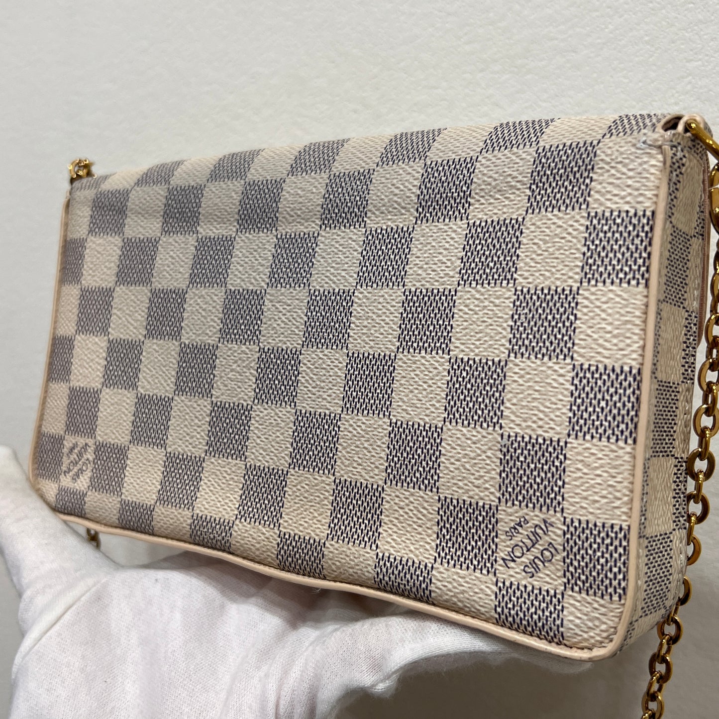 LOUIS VUITTON Felice Damier