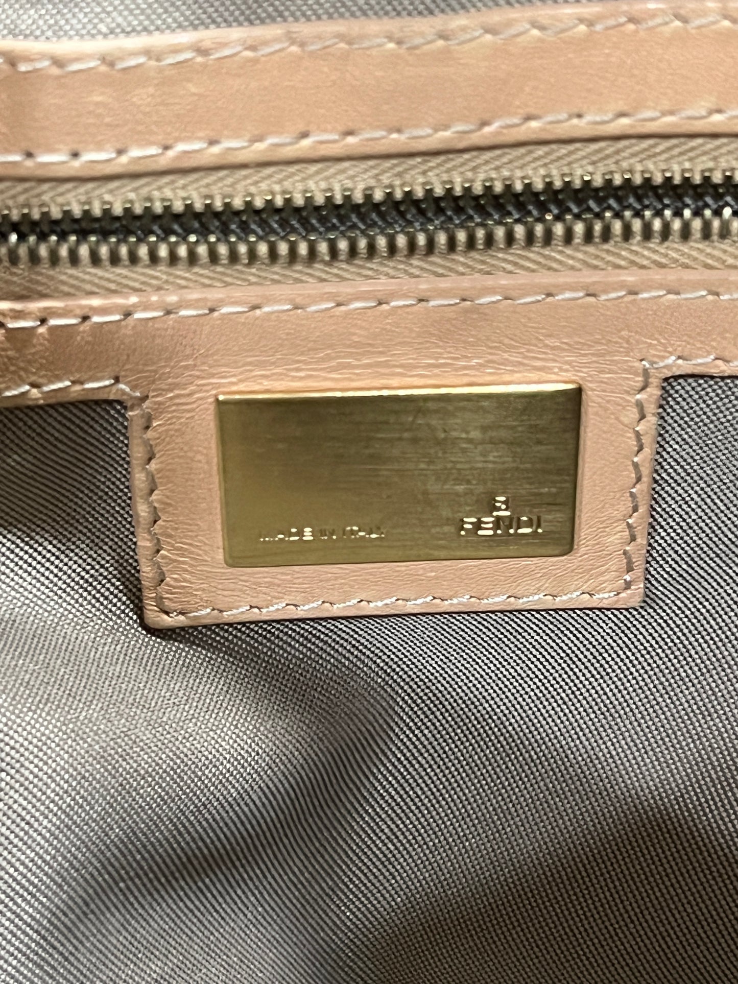 FENDI Mamma Baguette