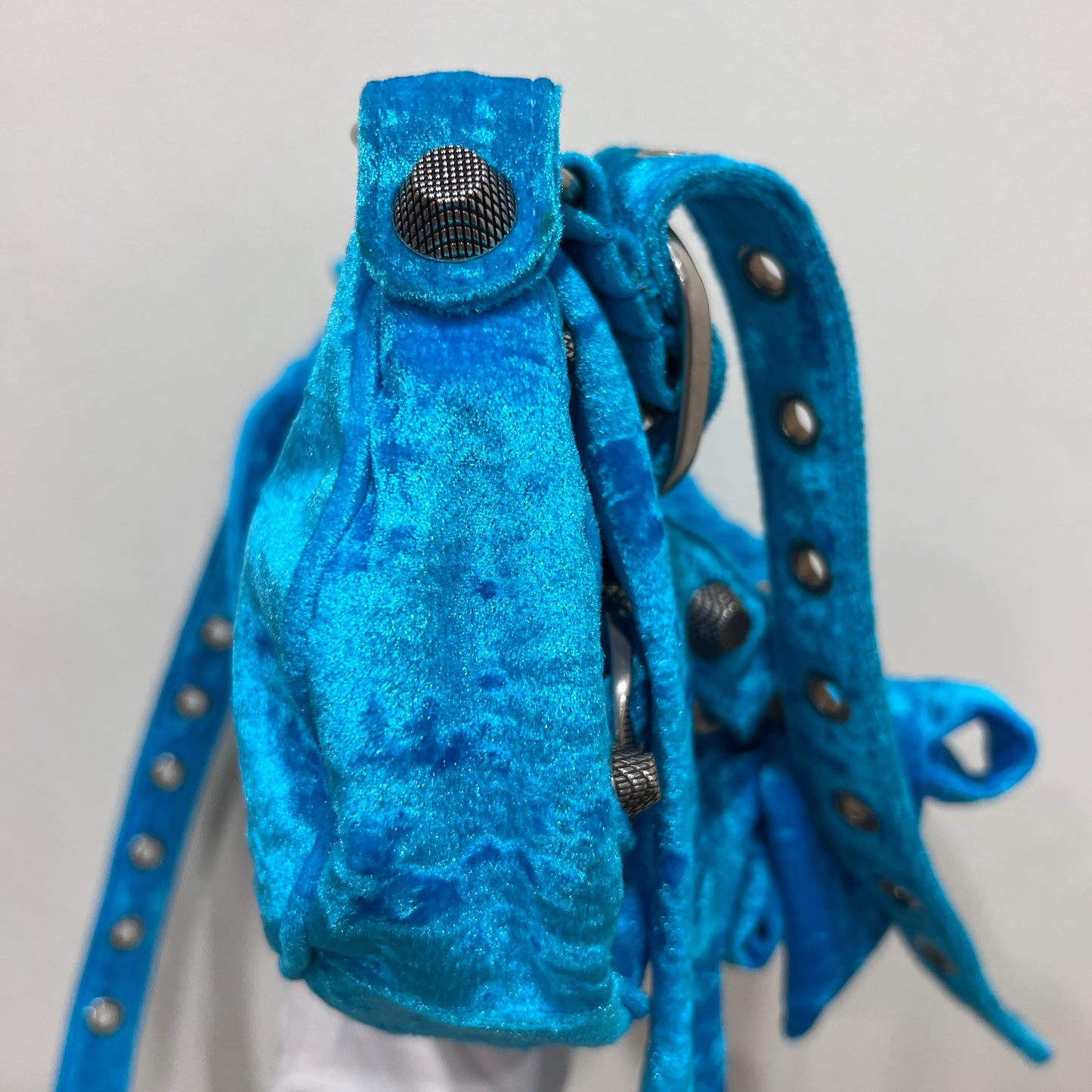 BALENCIAGA Le Cagole velvet handbag