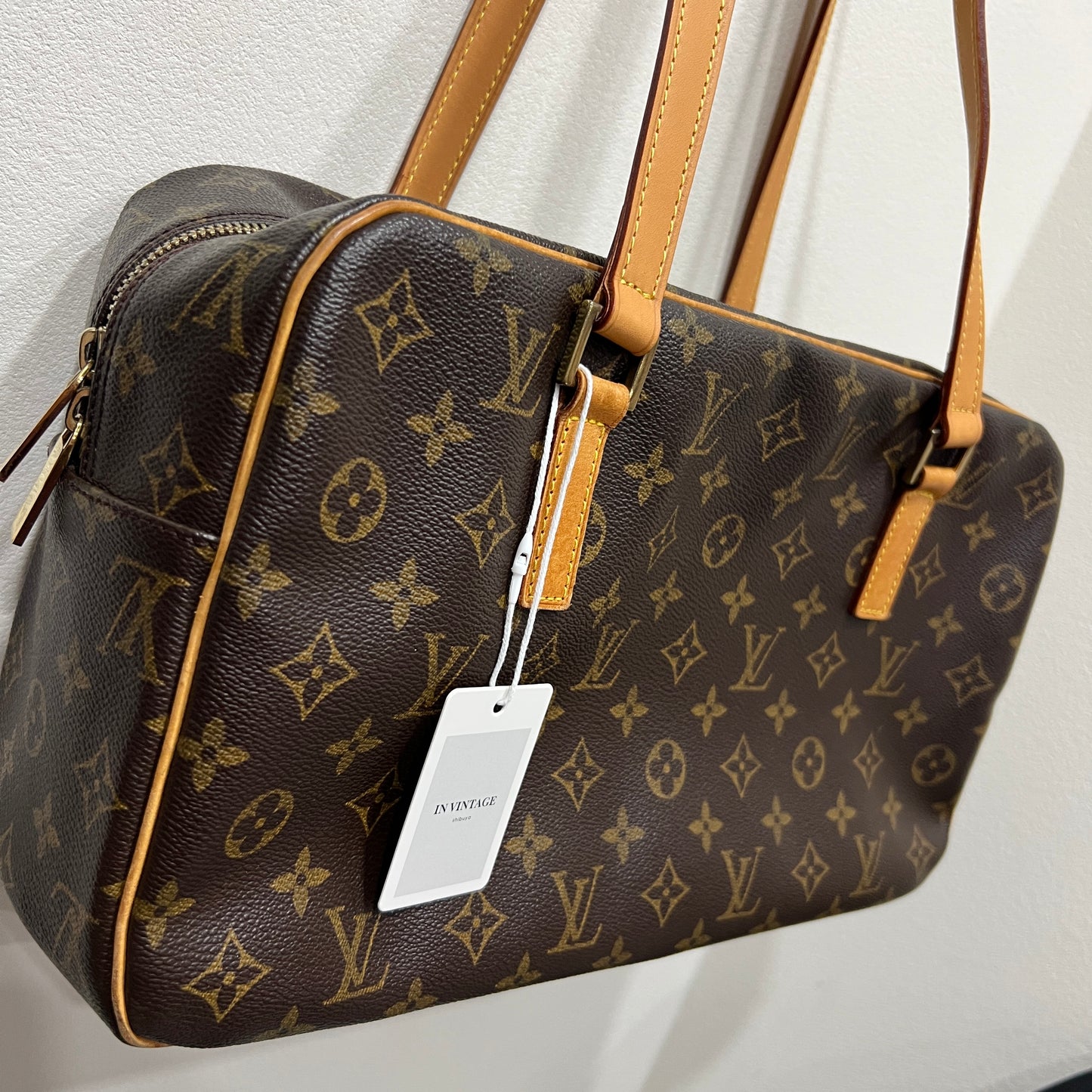 LOUIS VUITTON Cite GM
