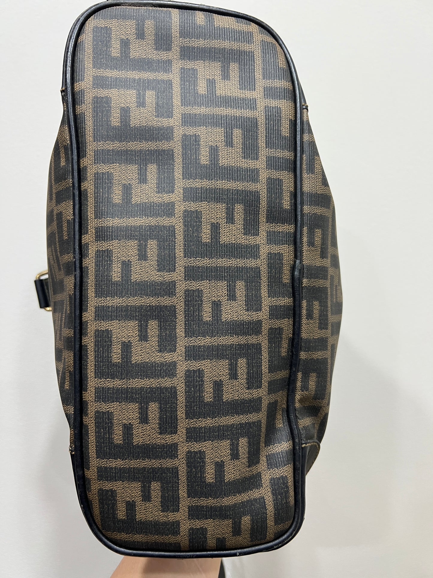 FENDI Drawstring Shoulder Bag