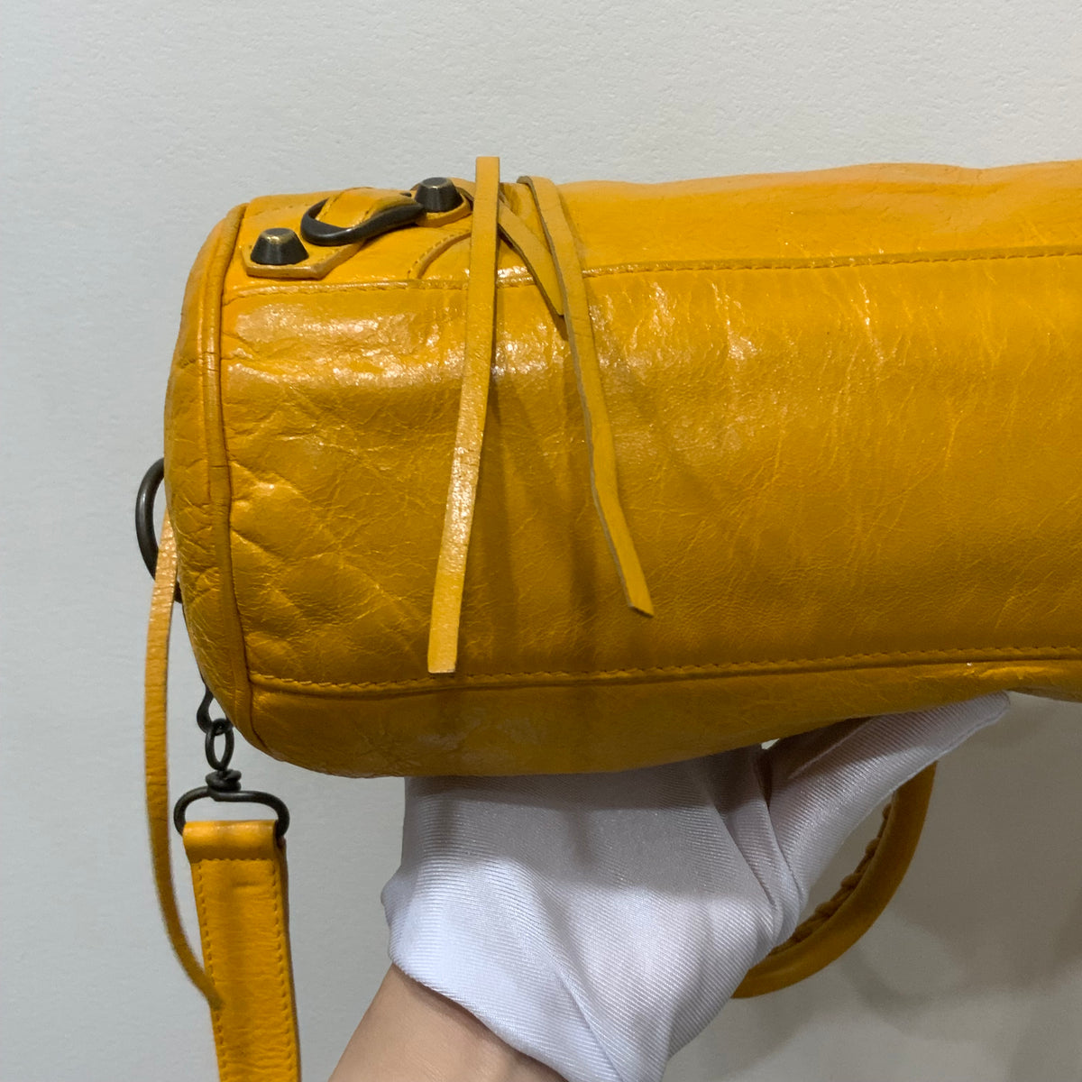 BALENCIAGA Classic Twiggy Bag 25cm Mango/Mangue Color