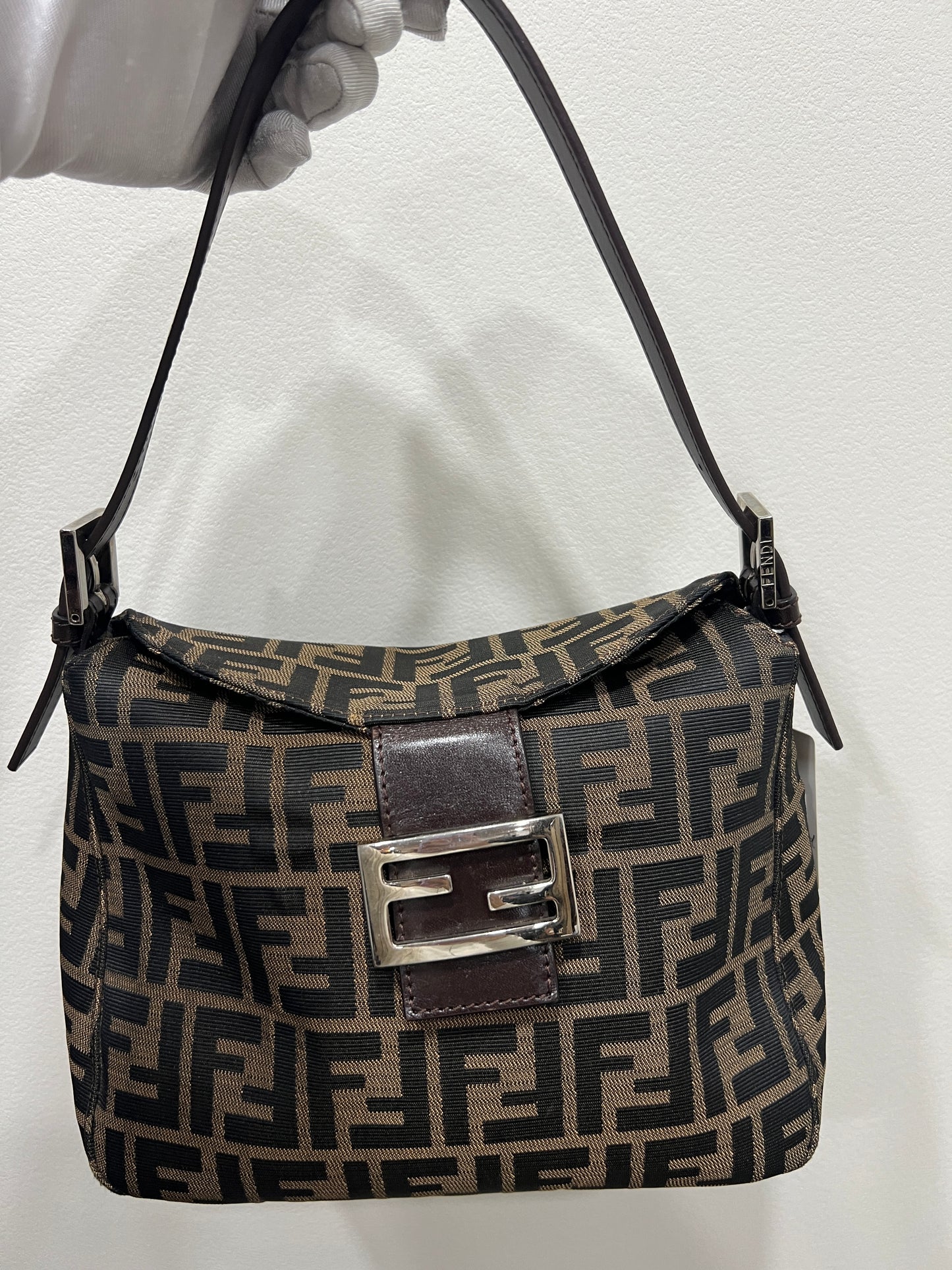 FENDI Mamma Baguette (STRAP REPLACED)
