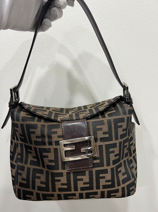FENDI Mamma Baguette (STRAP REPLACED)