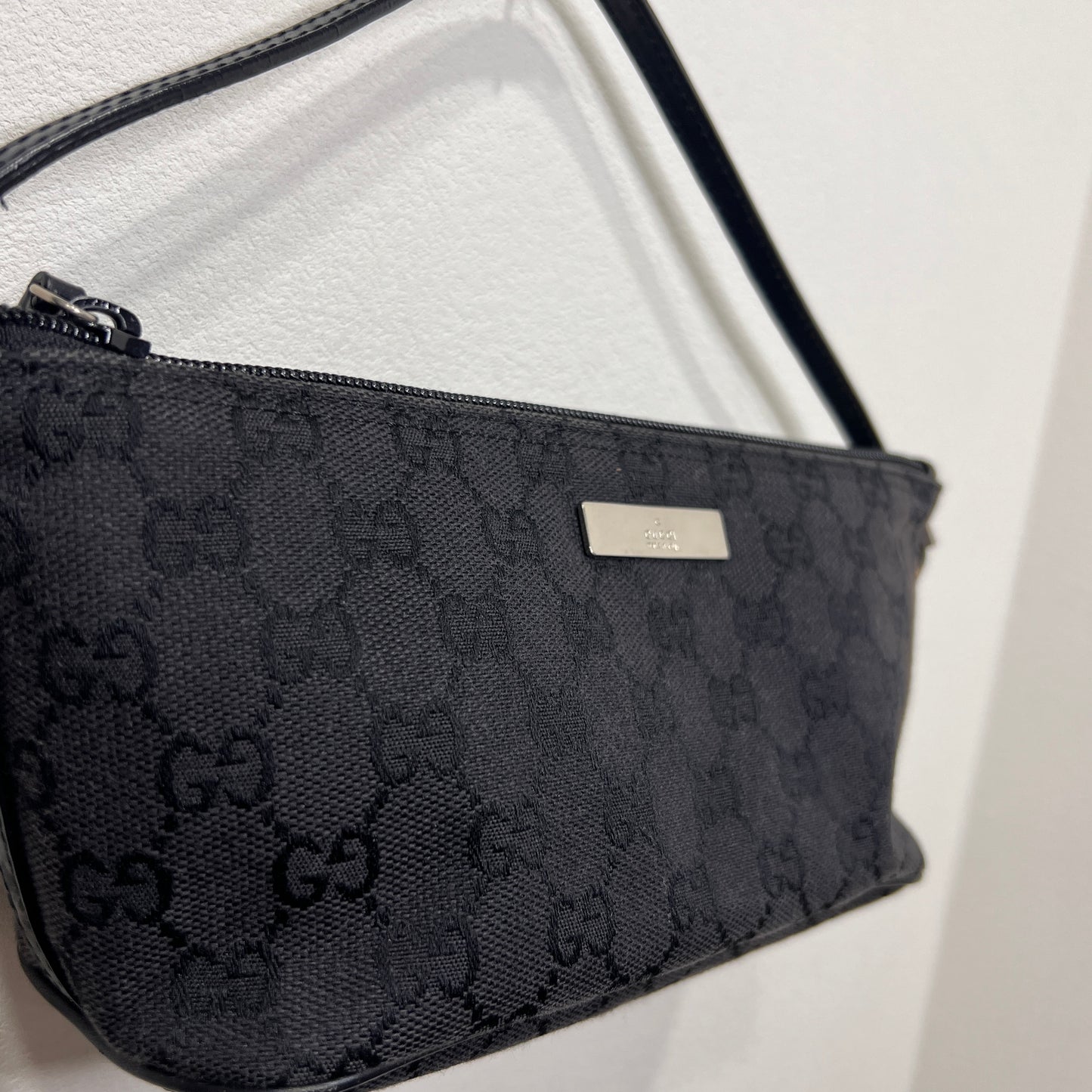 GUCCI Canvas Black Handbag (53660)