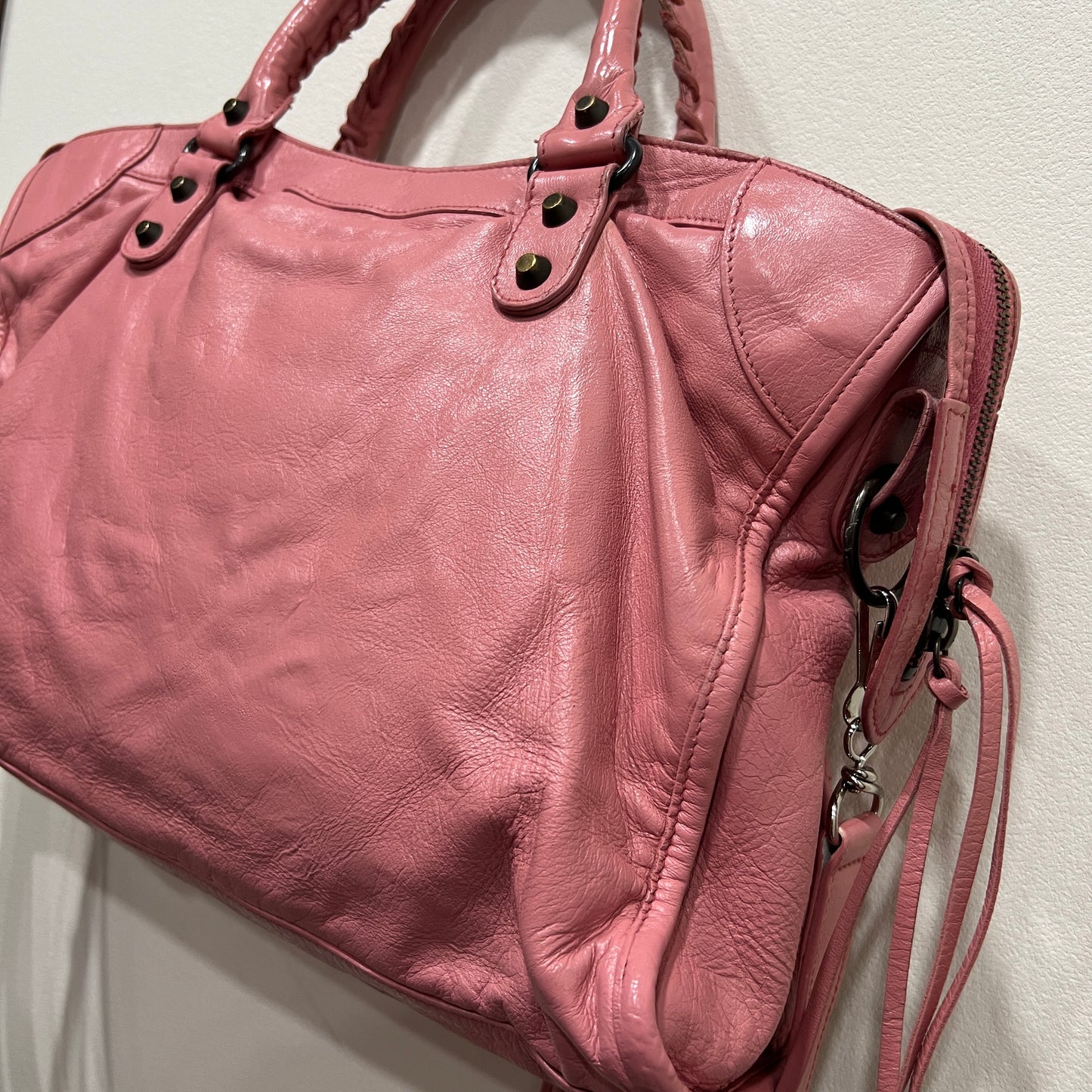 BALENCIAGA