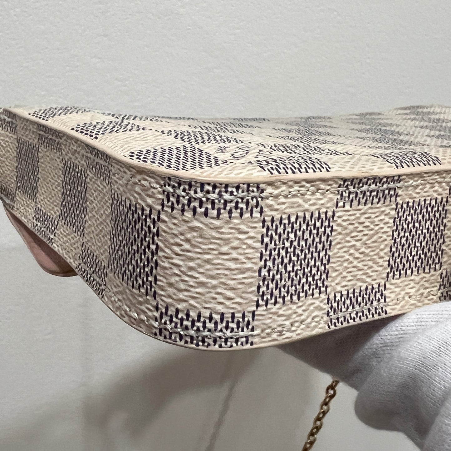 LOUIS VUITTON Felice Damier