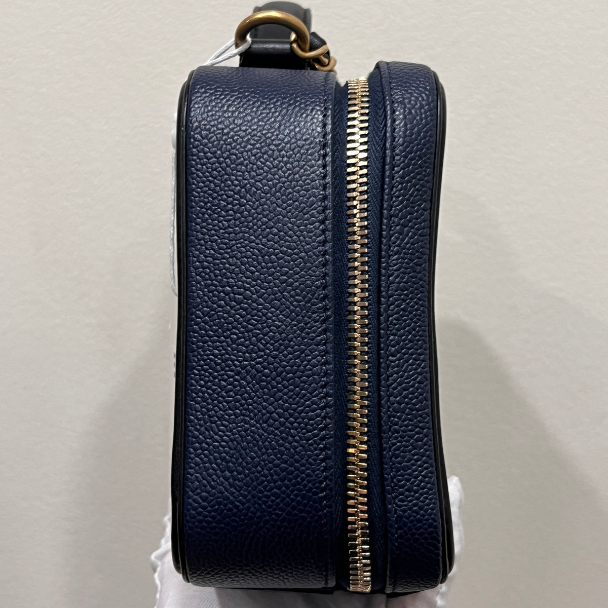 CHANEL CC Filigree Vanity Case Quilted Caviar Medium