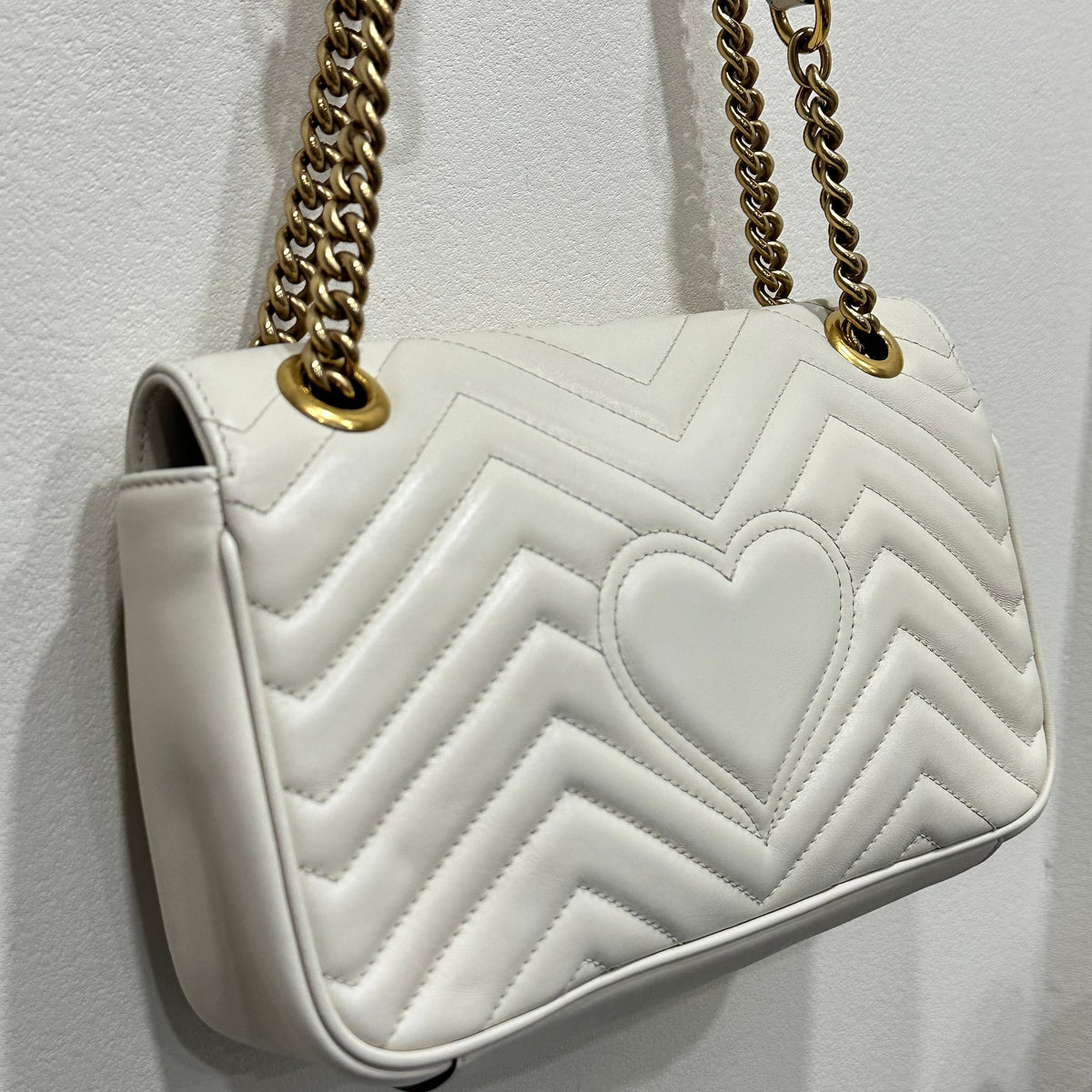 GUCCI Marmont white