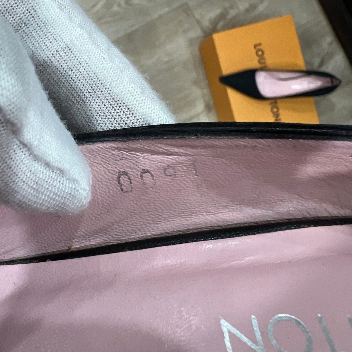 LOUIS VUITTON Shoes 37 1/2
