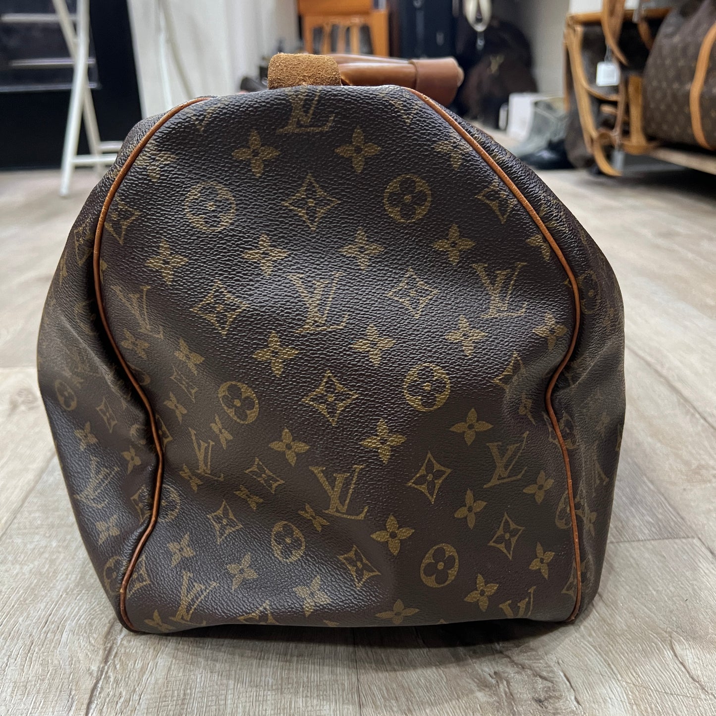 LOUIS VUITTON Keepall 55 (5627799)