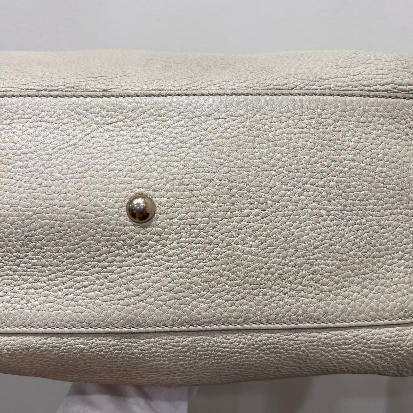 GUCCI Gucci Bamboo White Leather Handbag Shoulder Bag (strap not included)