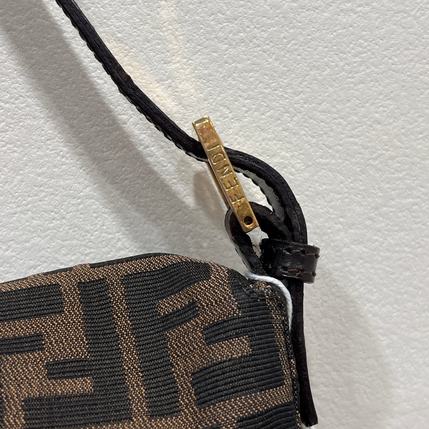 FENDI Baguette Gold