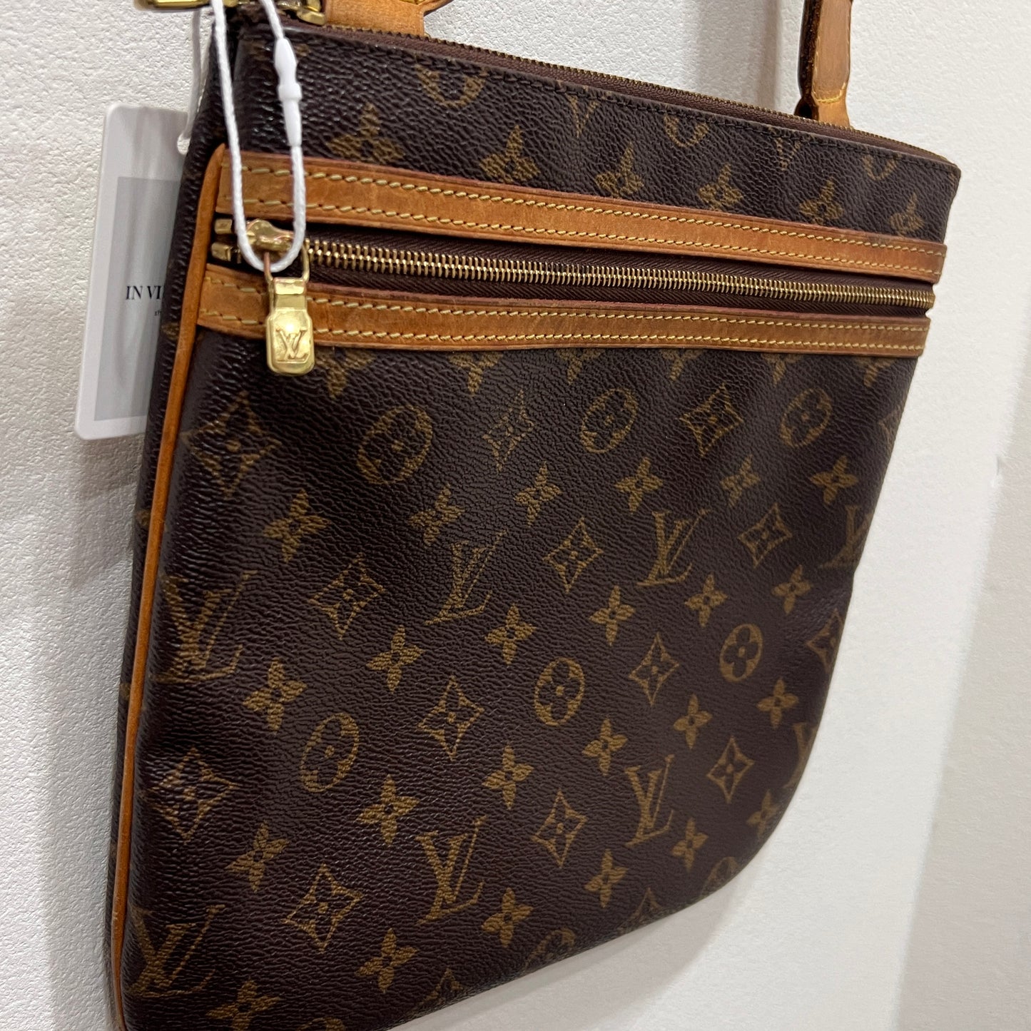 LOUIS VUITTON Pochette Bosphore