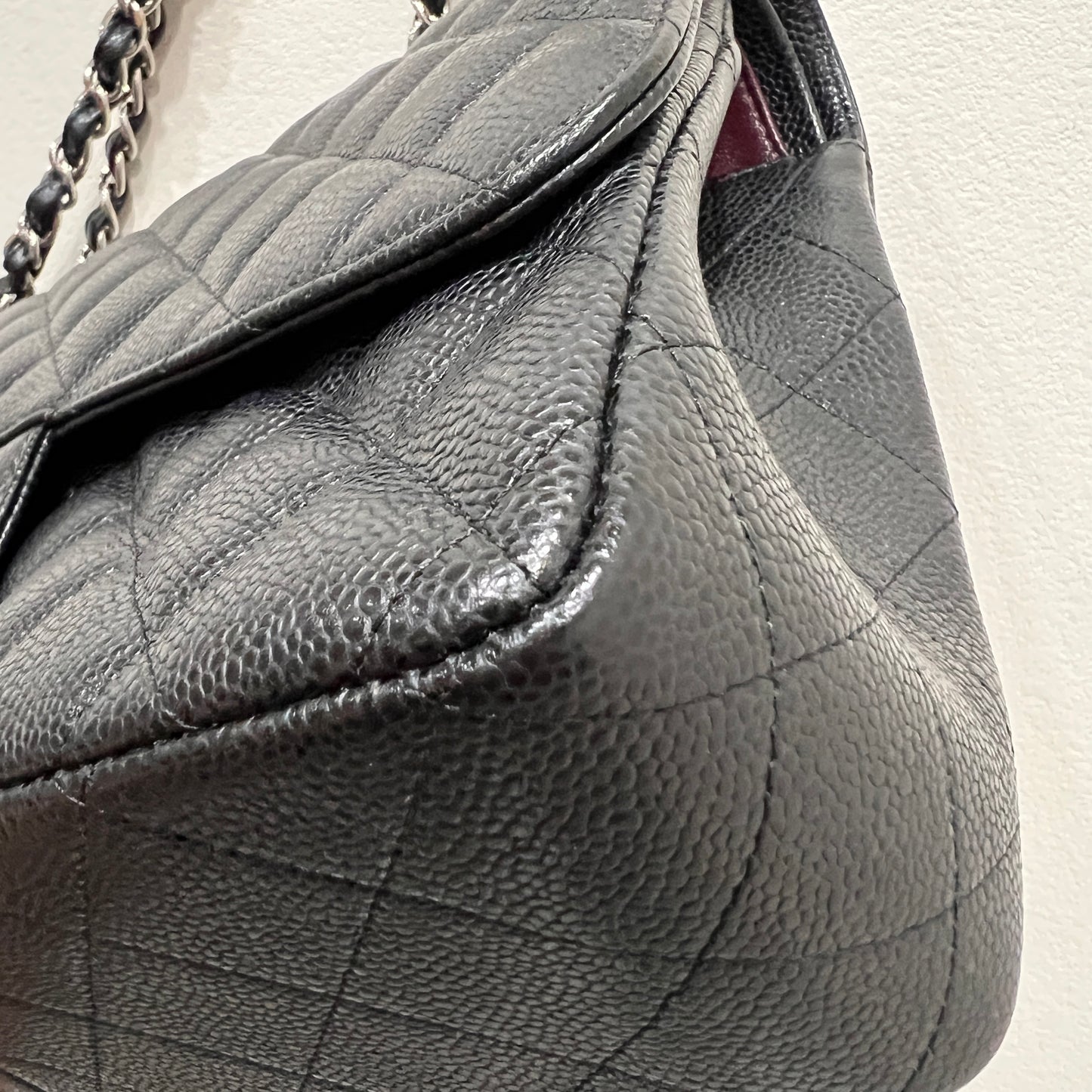 CHANEL Caviar Jumbo Double Flap