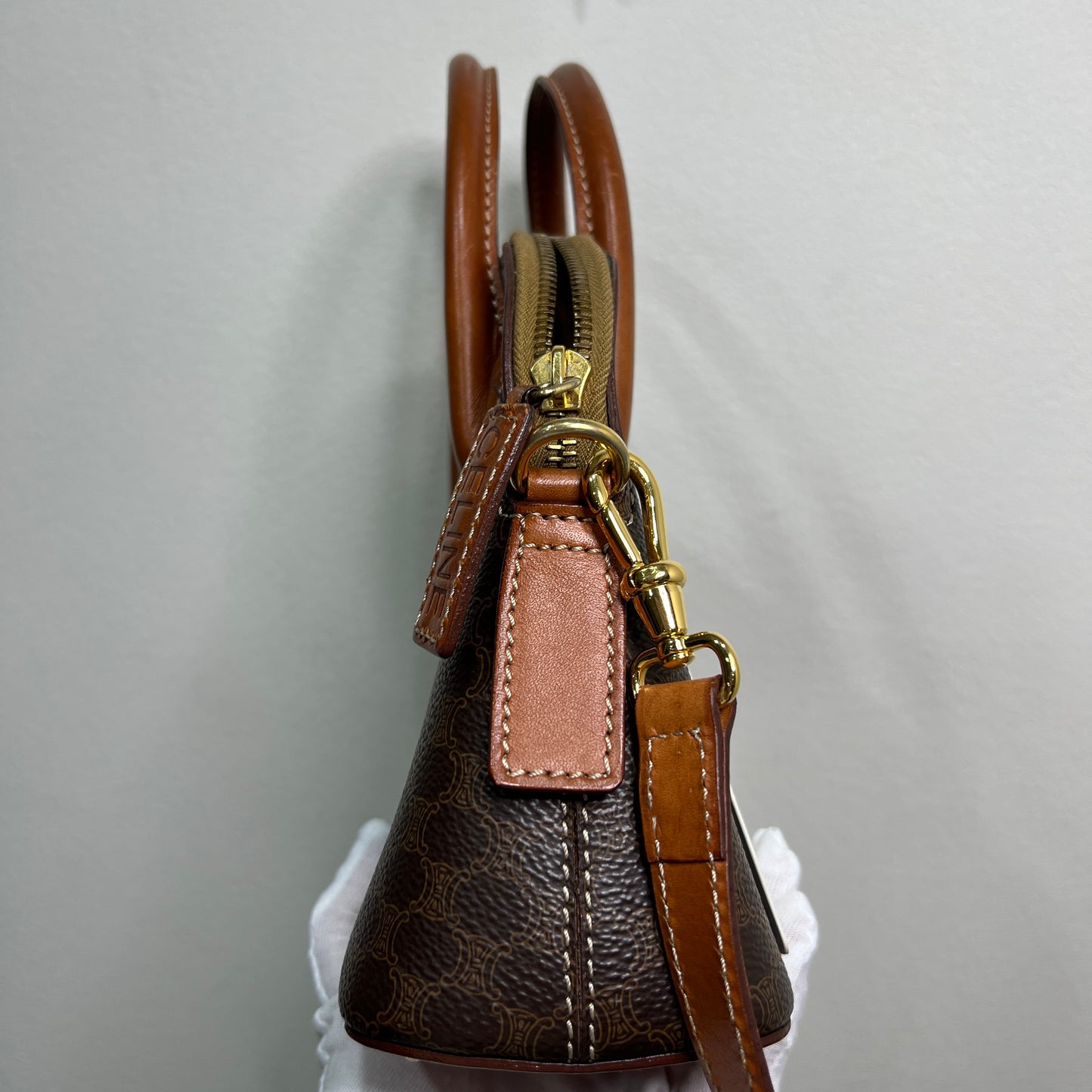 CELINE
