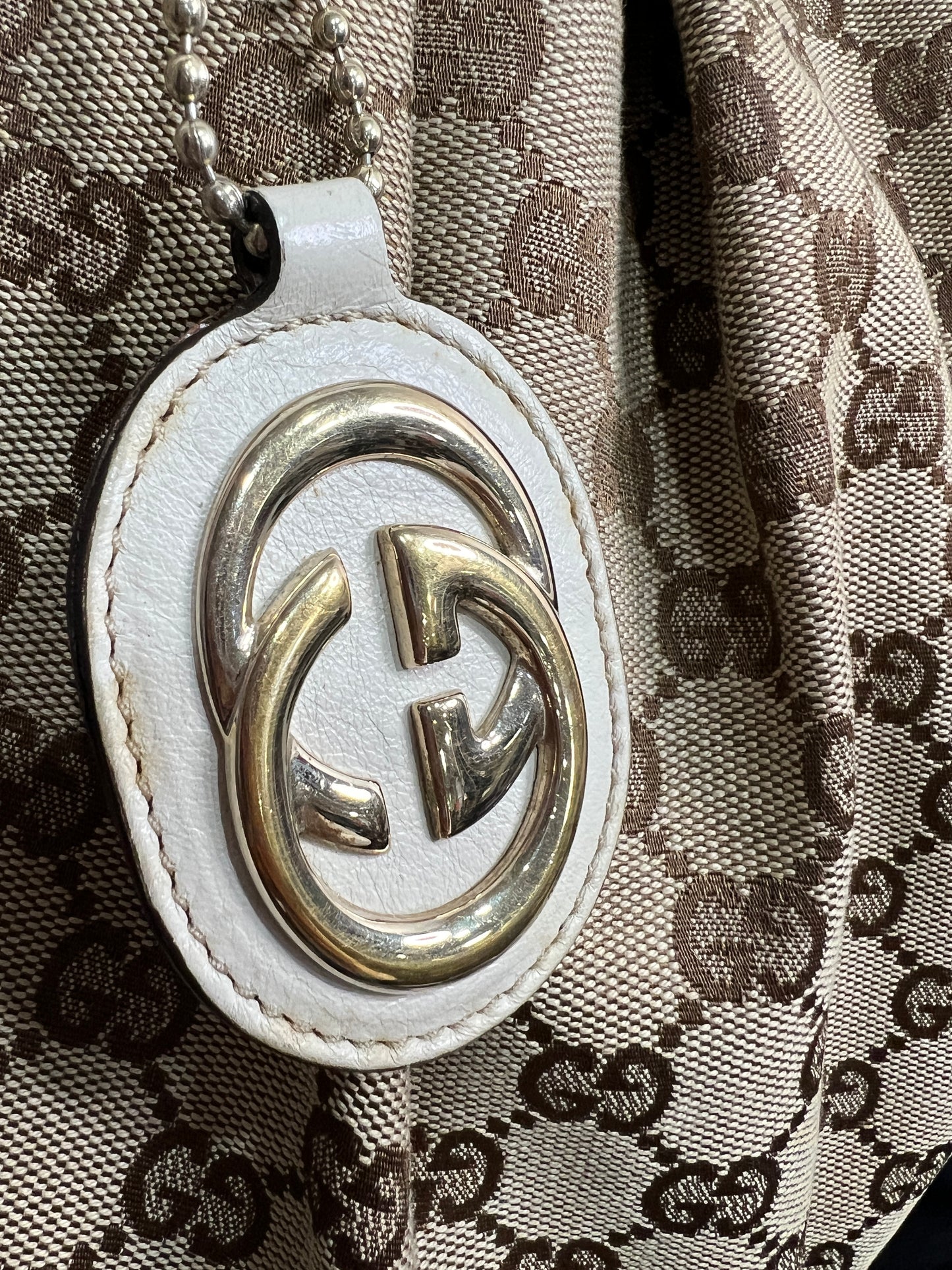 GUCCI Shoulder Bag