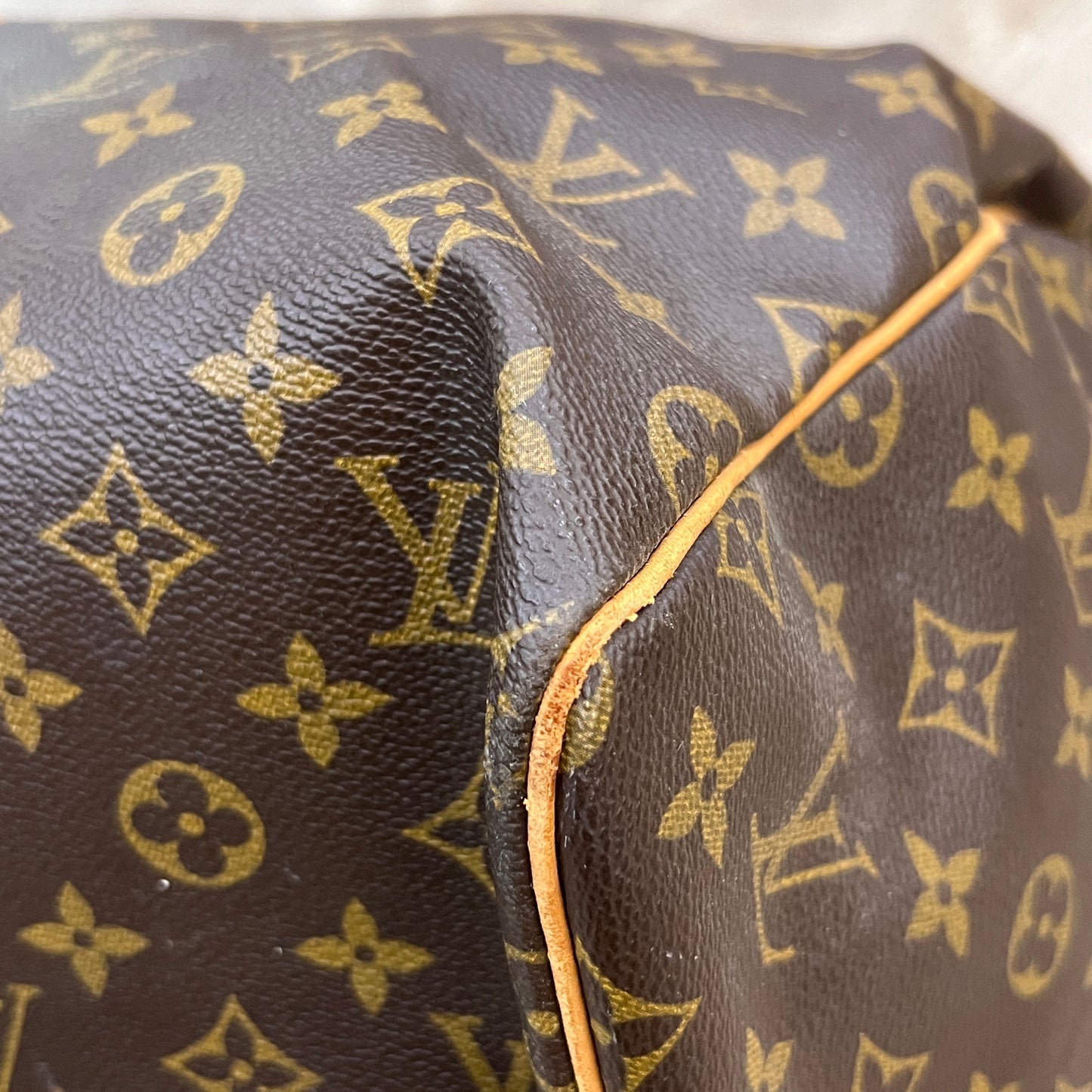 LOUIS VUITTON Keepall 55cm