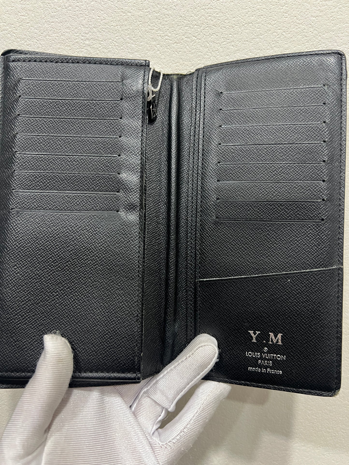LOUIS VUITTON Monogram Black Wallet