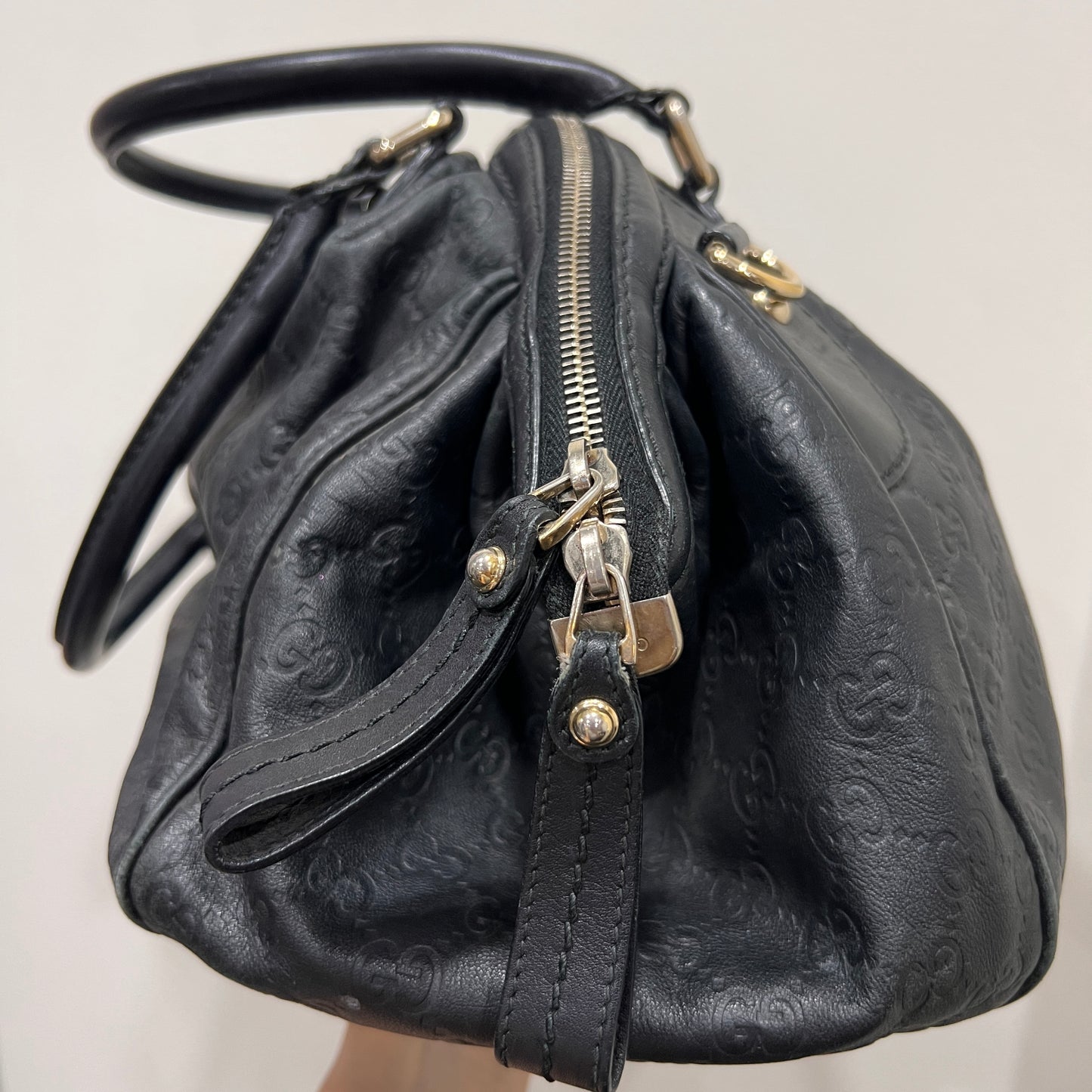GUCCI Sukey Handbag in Timeless Black Guccissima (GG embossed) Leather