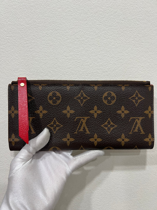 LOUIS VUITTON Portefeuille Colored Leather