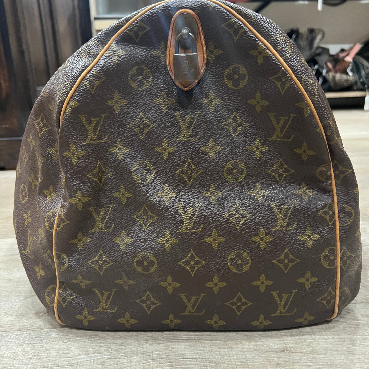 LOUIS VUITTON Keepall 55