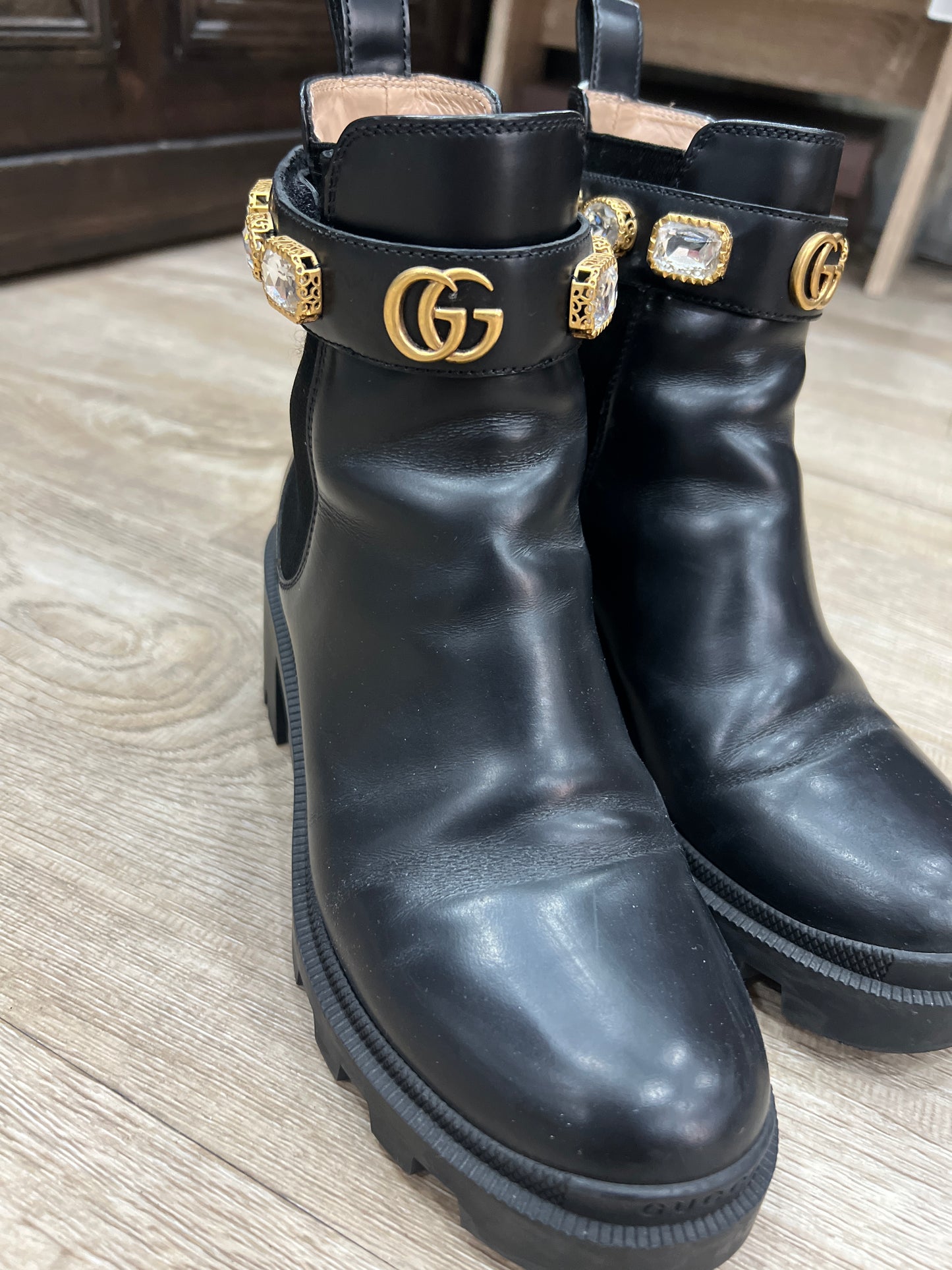 GUCCI Boots Size 37