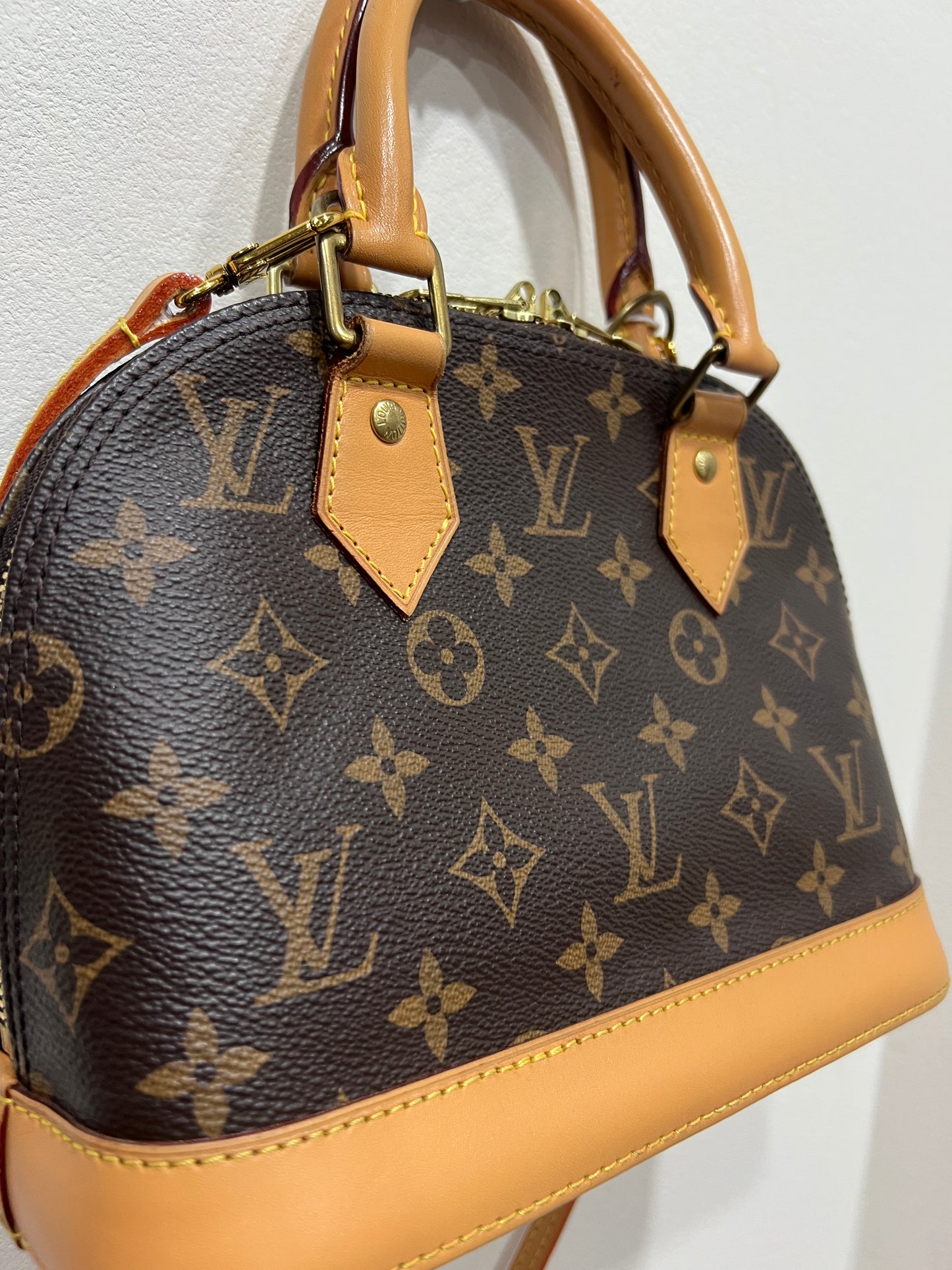 LOUIS VUITTON ALMA BB