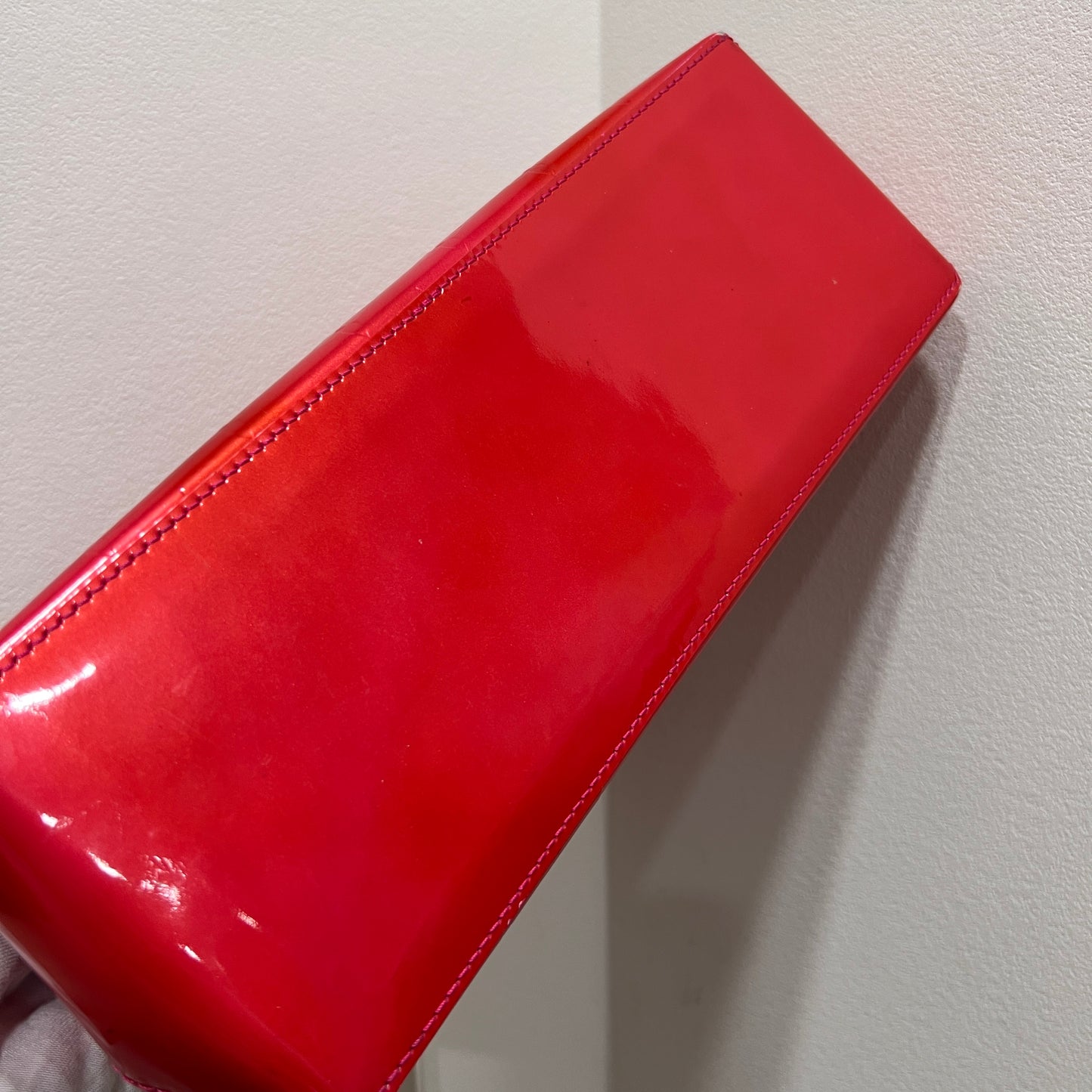LOUIS VUITTON Patent Wilshire Monogram Vernis PM Red Leather