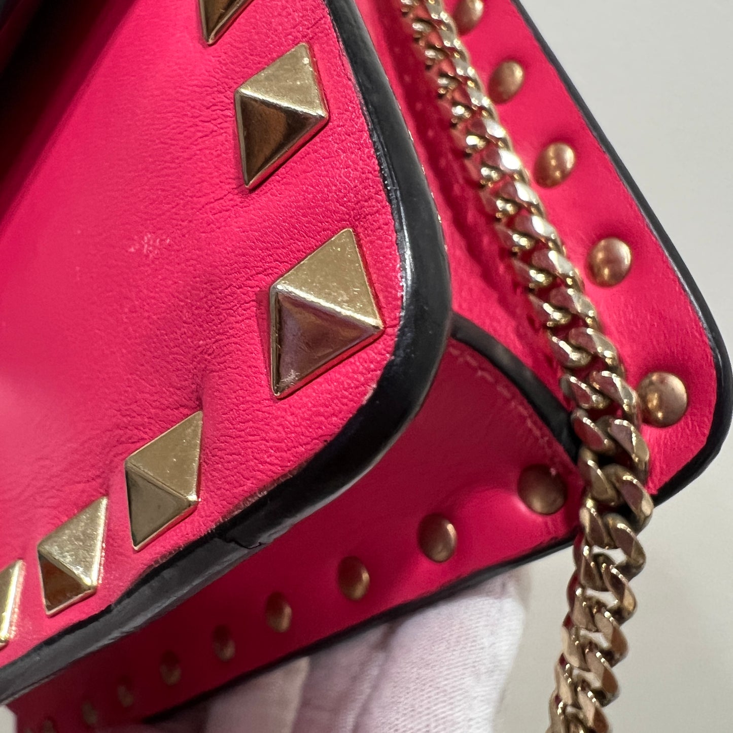 VALENTINO Garavani Rockstud Flap Chain Bag