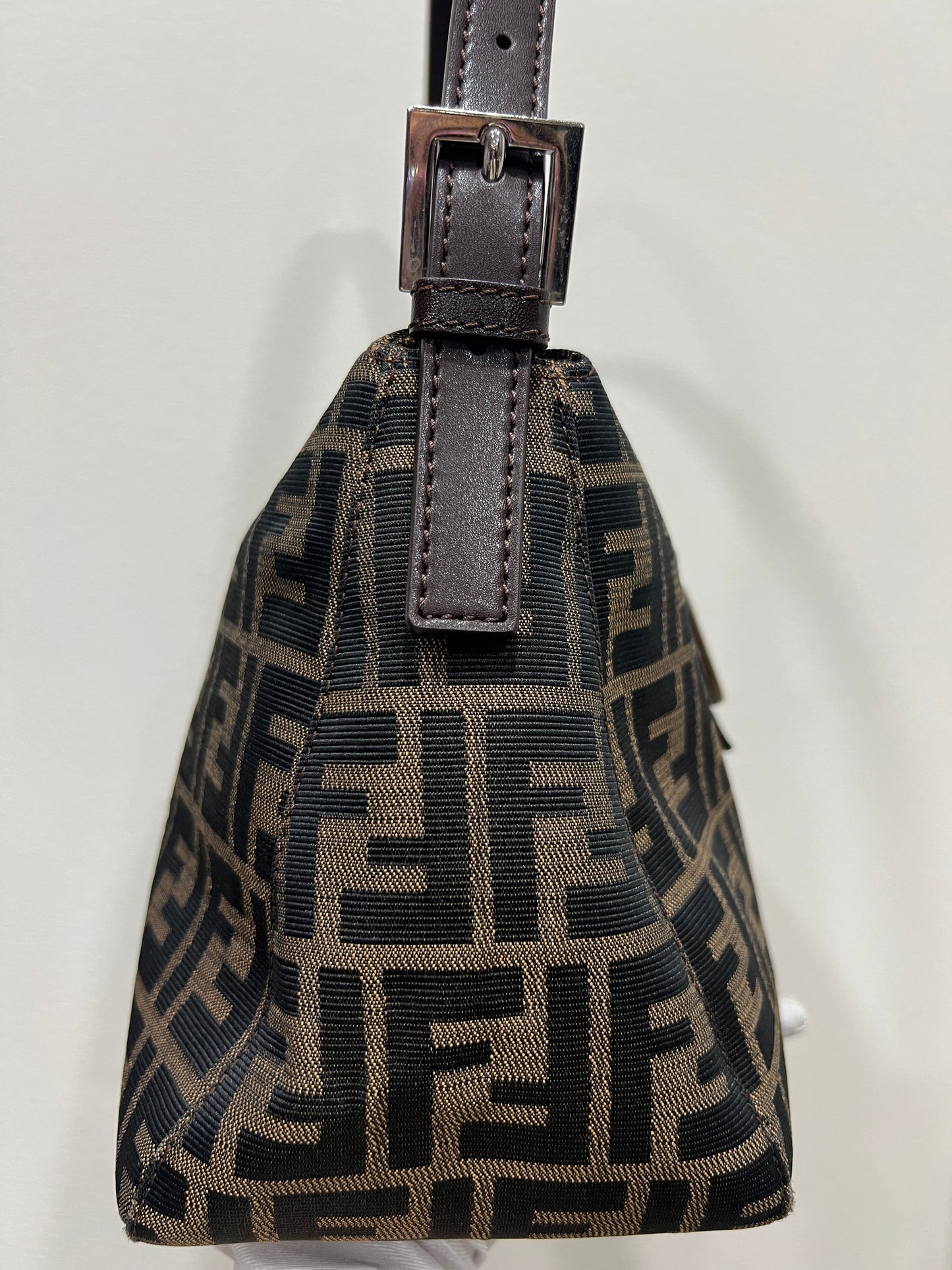FENDI Mamma Baguette (STRAP REPLACED)