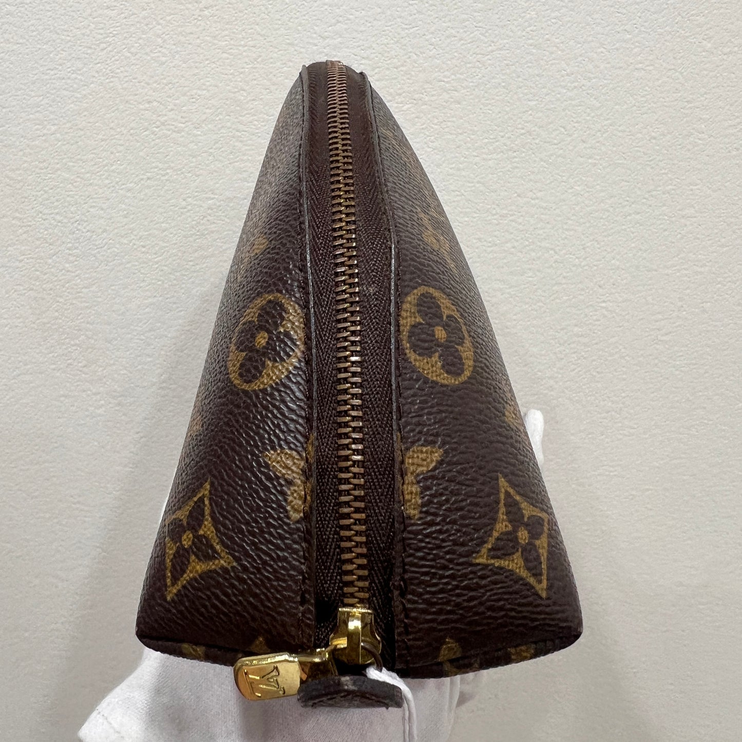 LOUIS VUITTON Toiletry Pouch