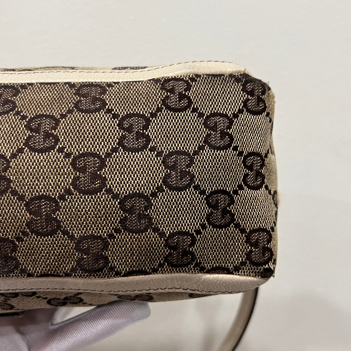 GUCCI Abbey D-Ring Pochette Shoulder Bag