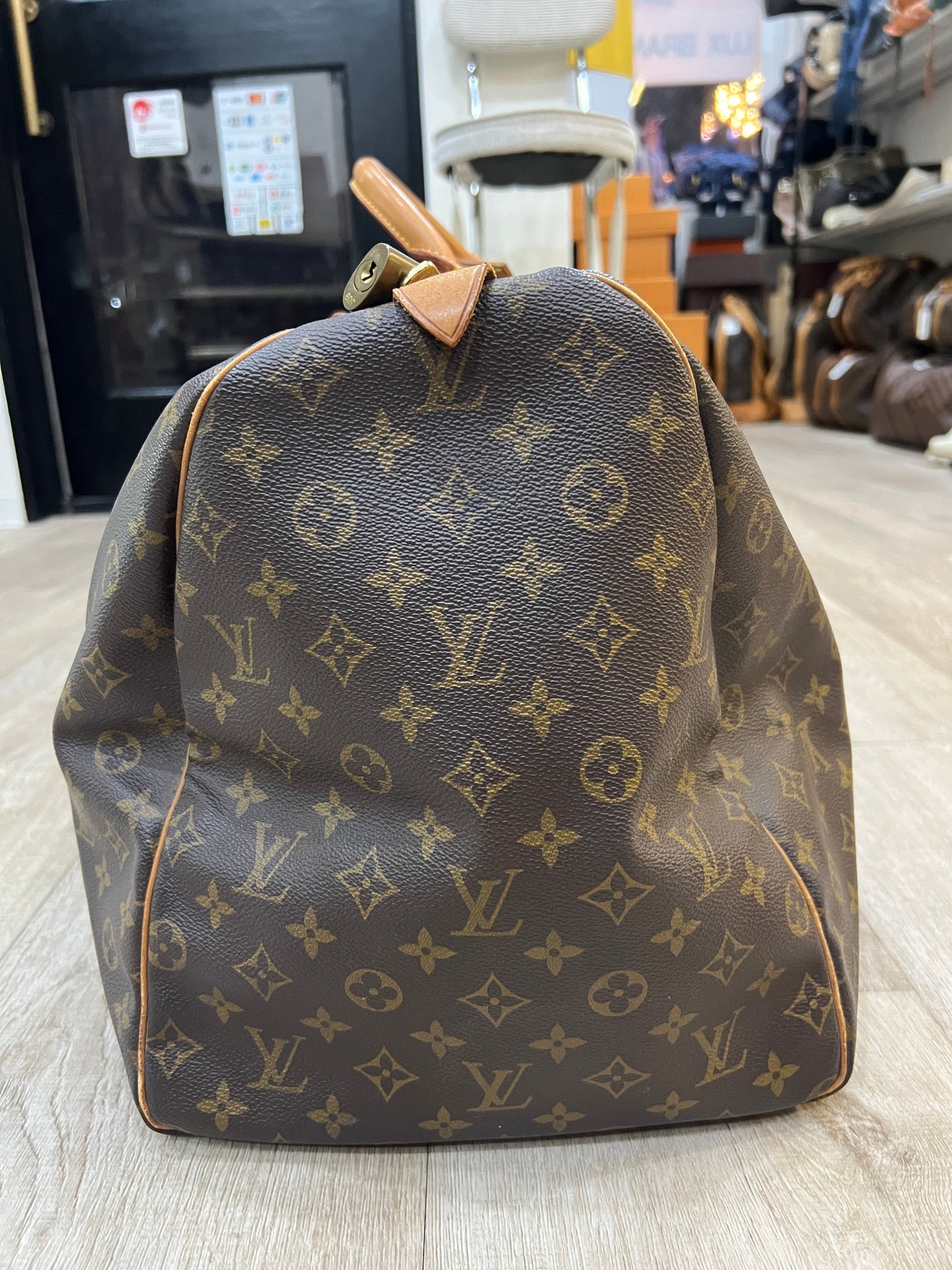 LOUIS VUITTON Keepall 60
