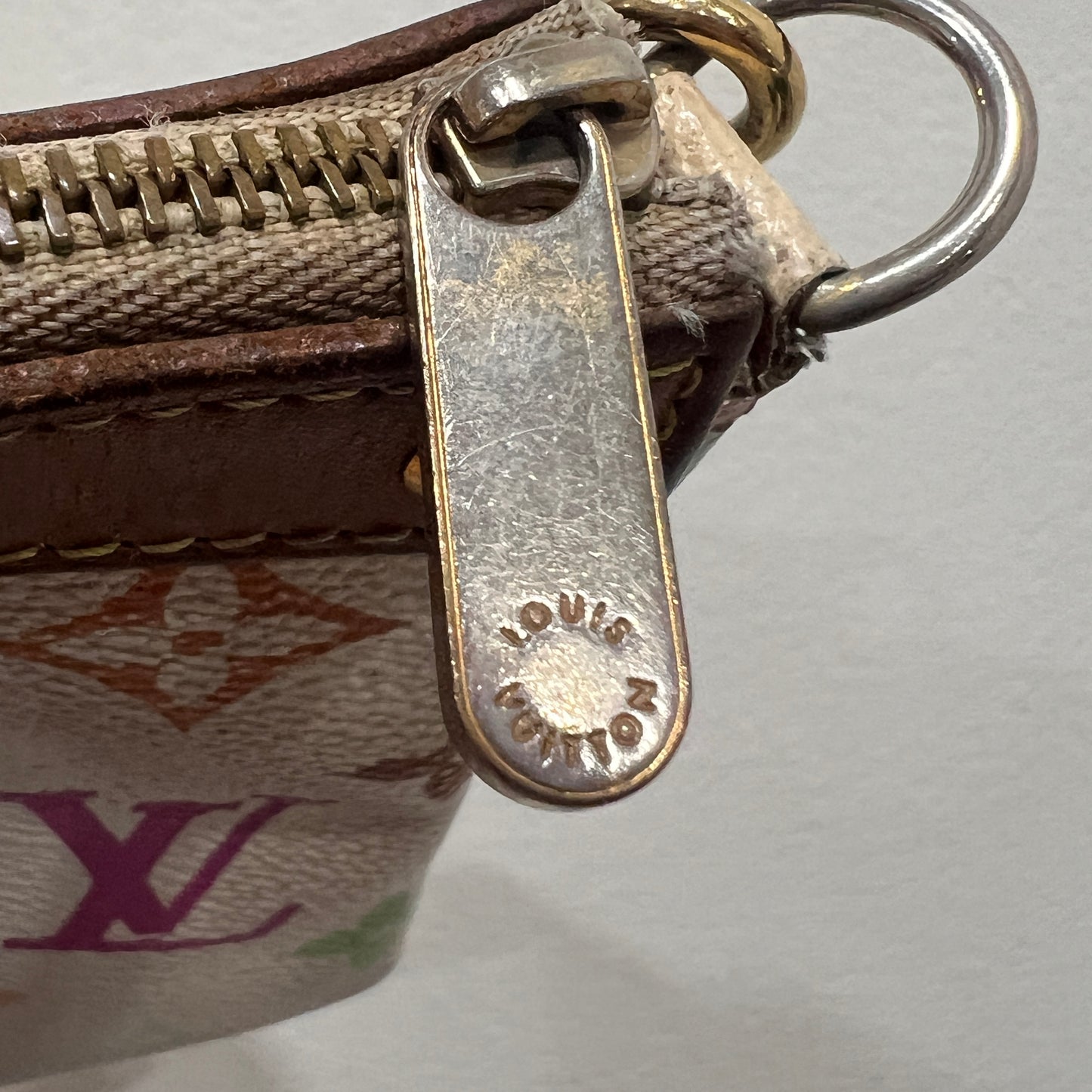 LOUIS VUITTON x Murakami Accessory Pochette