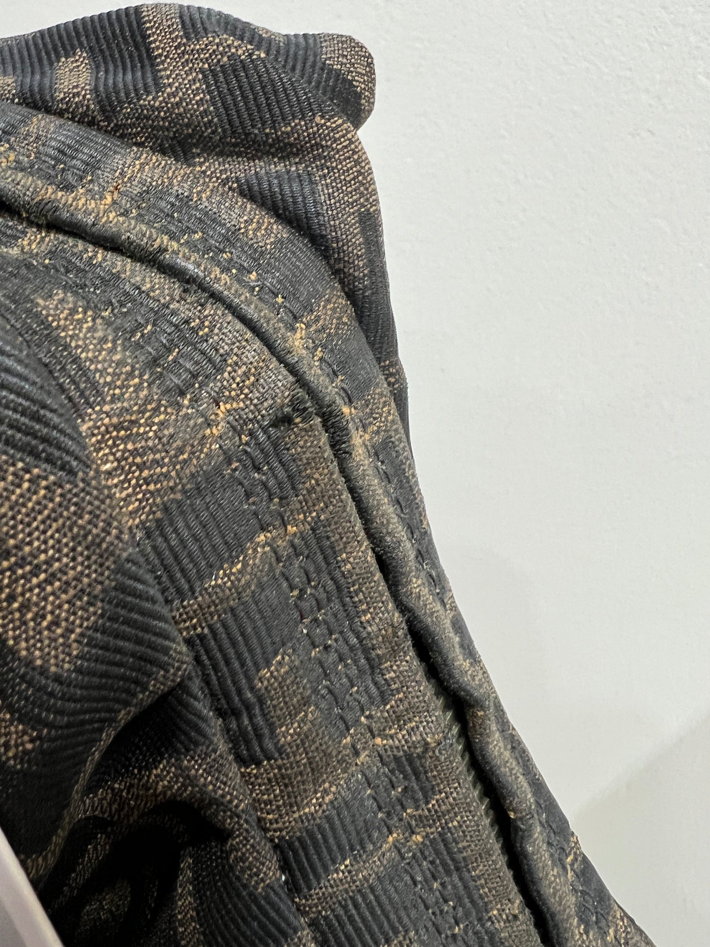 FENDI Croissant Chain Shoulder Bag