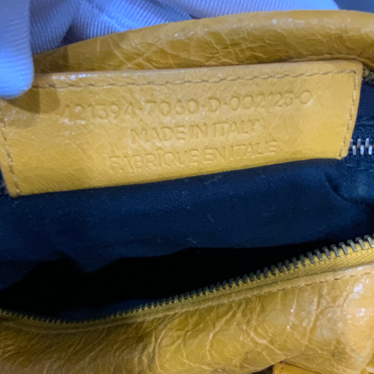 BALENCIAGA Classic Twiggy Bag 25cm Mango/Mangue Color