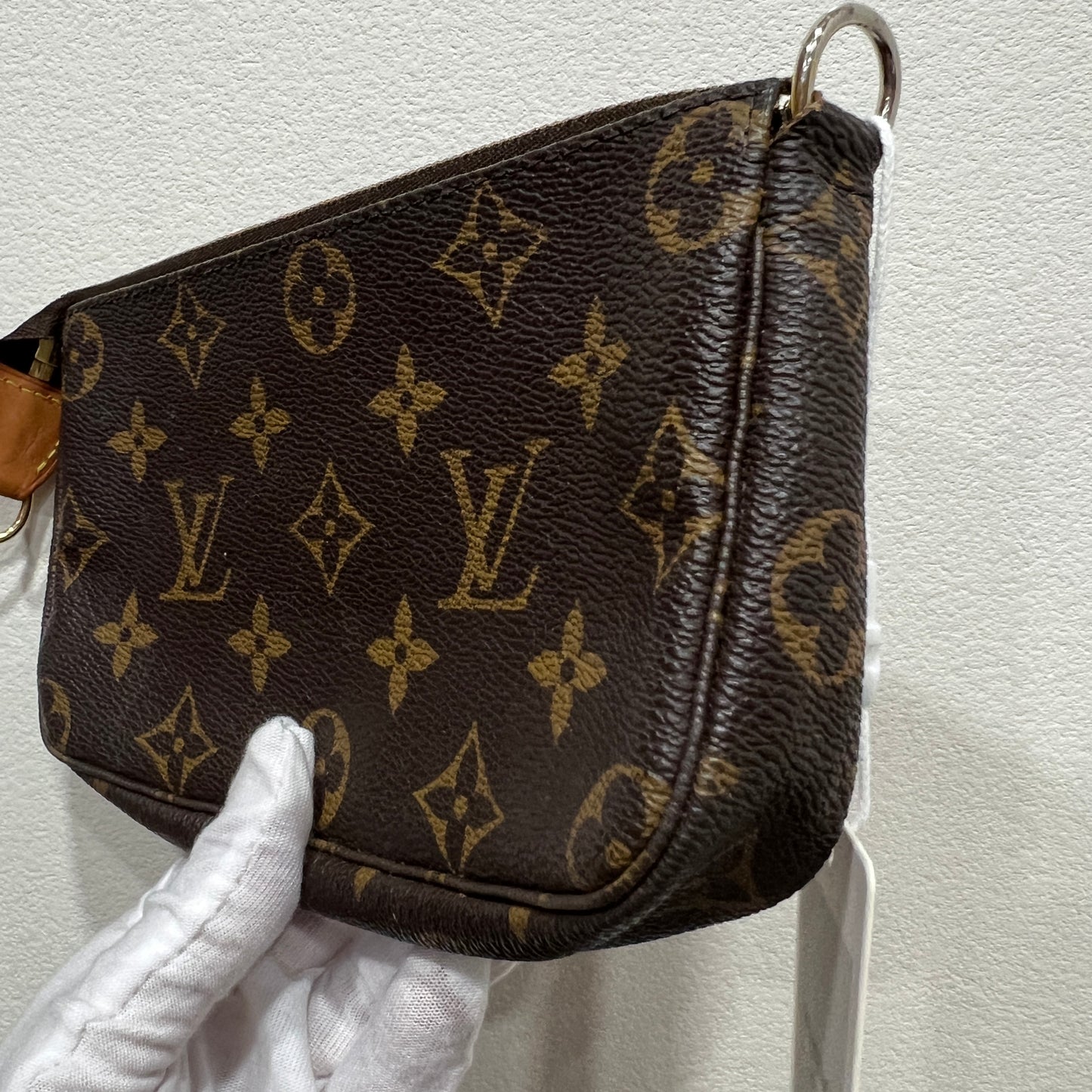 LOUIS VUITTON MINI Accessories pouchette