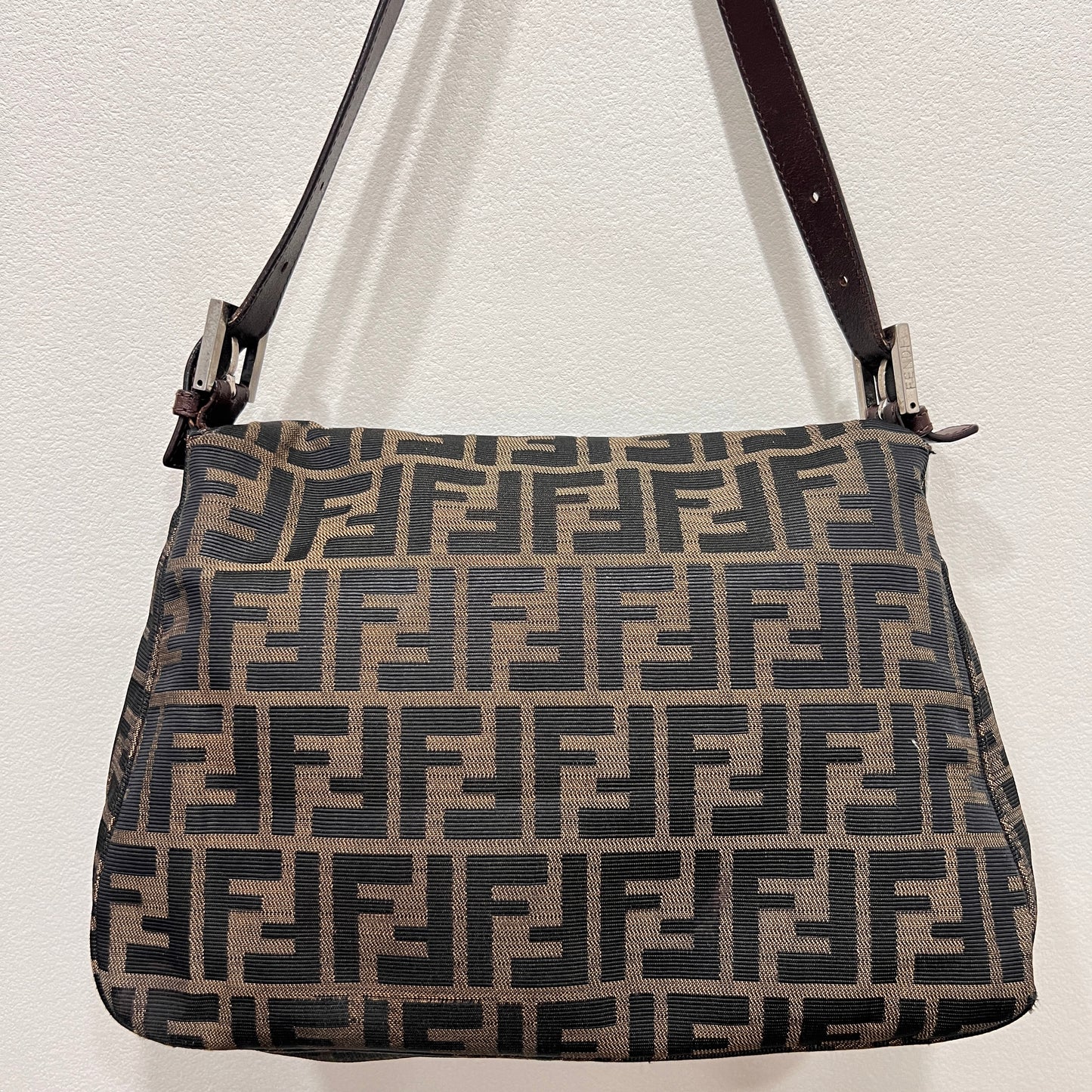 FENDI Mamma Baguette