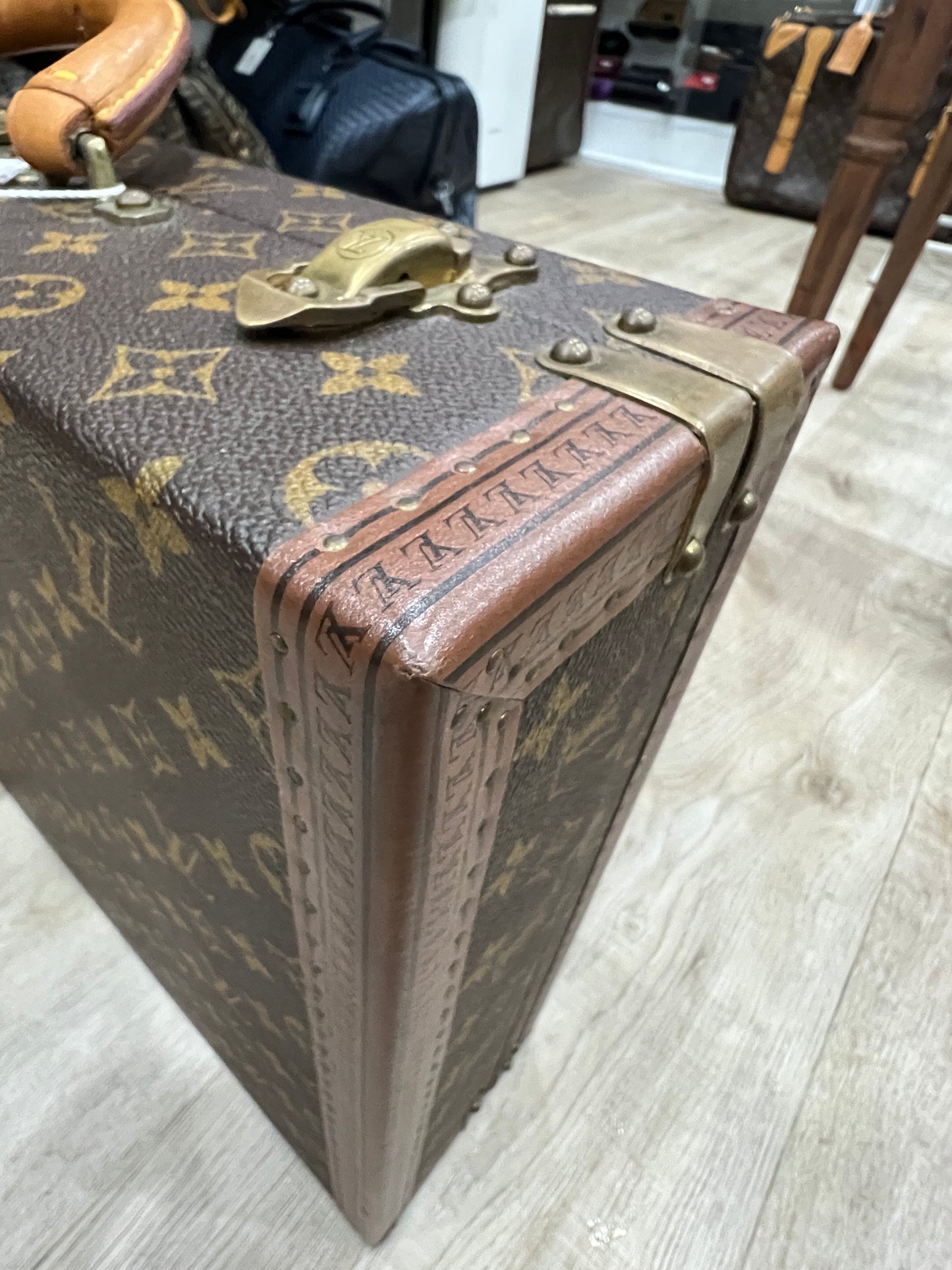 LOUIS VUITTON TRUNK