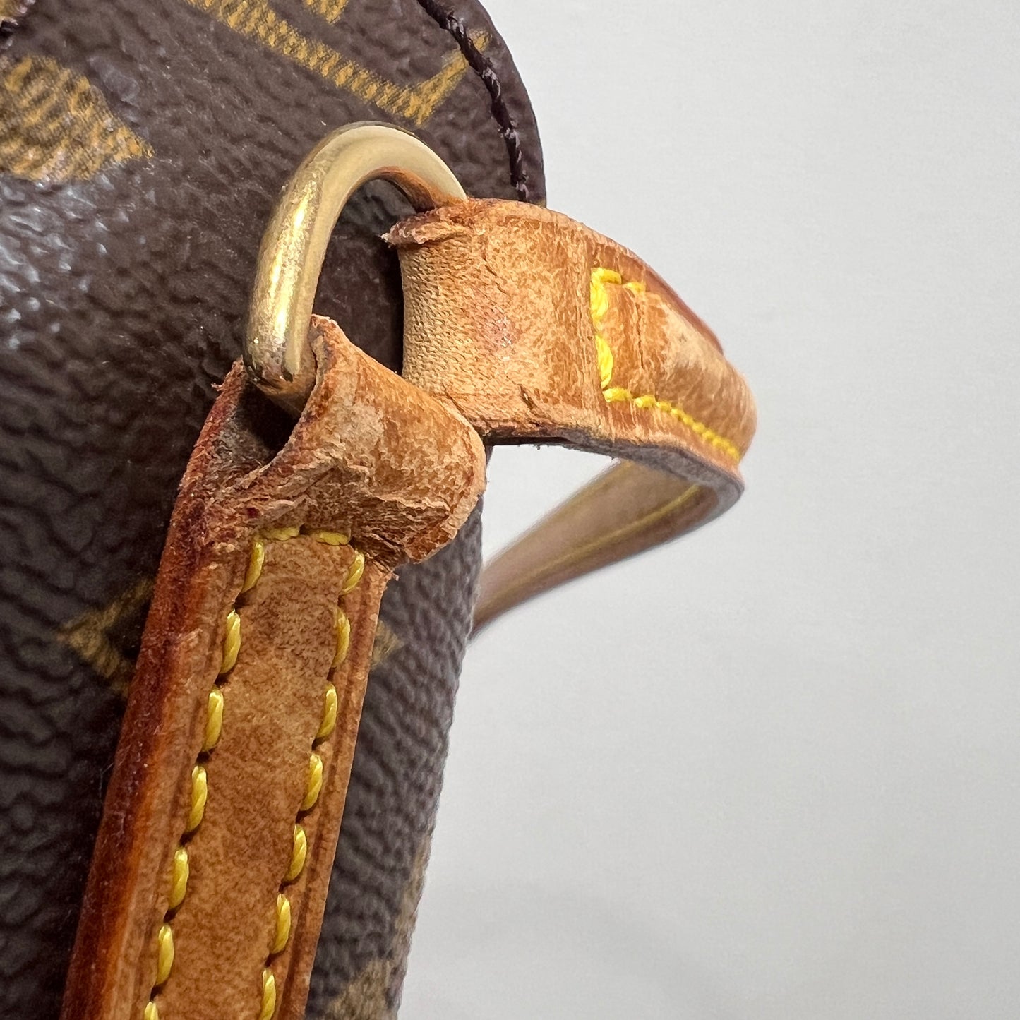 LOUIS VUITTON Recital