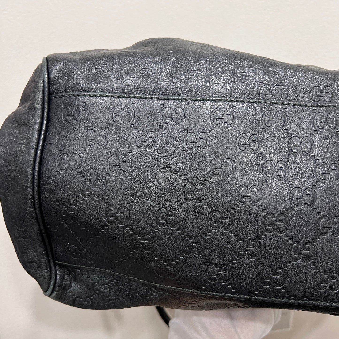 GUCCI Sukey Handbag in Timeless Black Guccissima (GG embossed) Leather