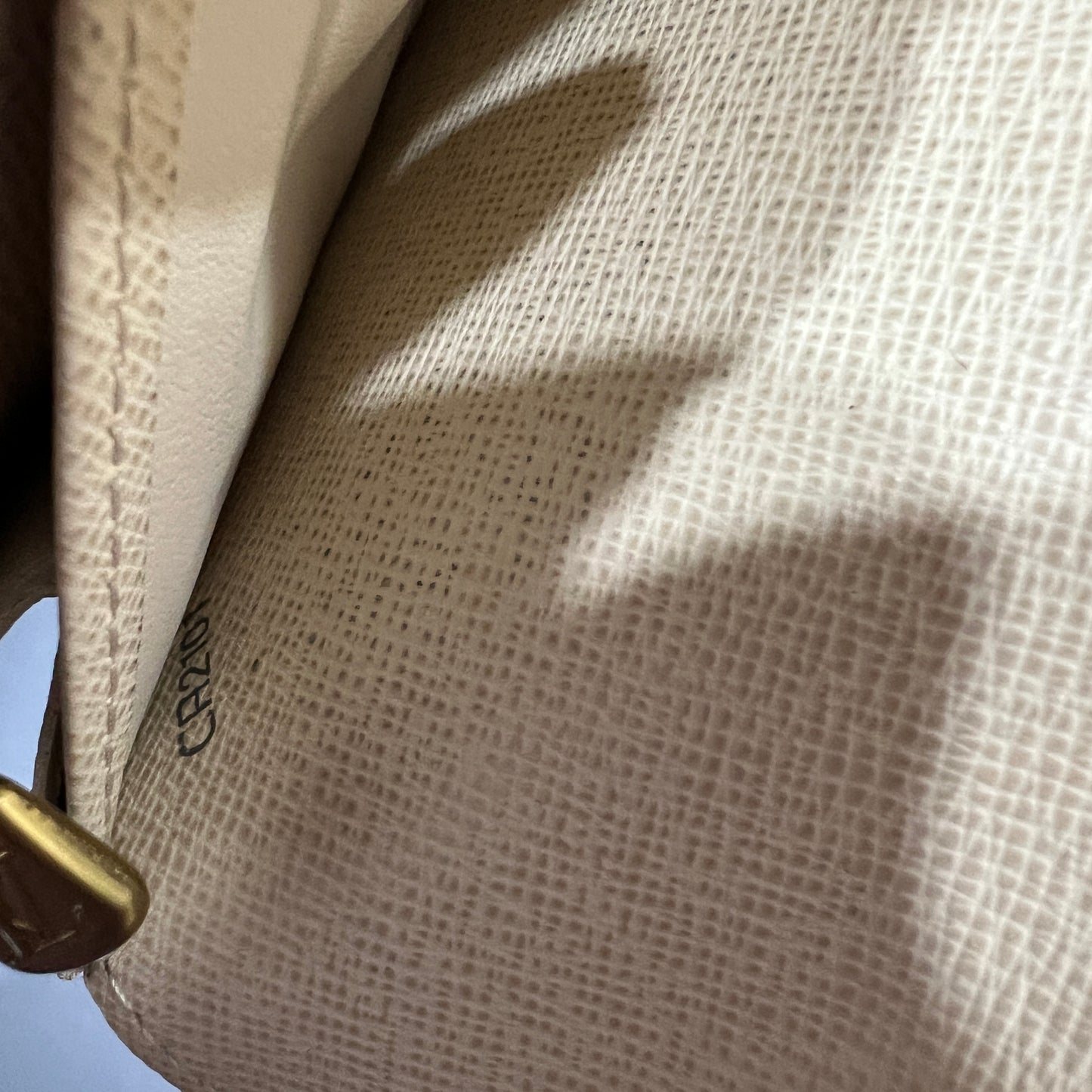 LOUIS VUITTON Damier Wallet