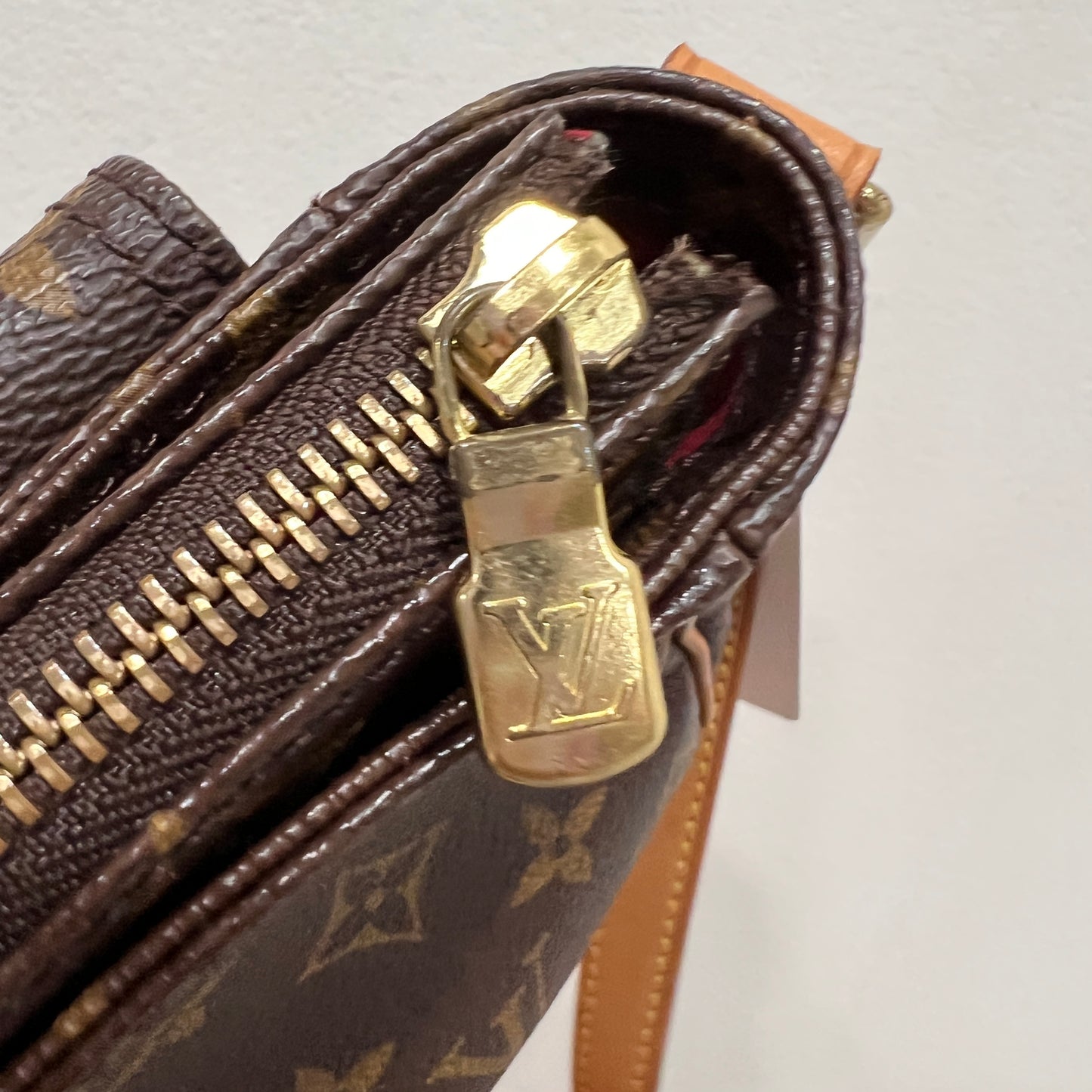 LOUIS VUITTON Viva Cite PM