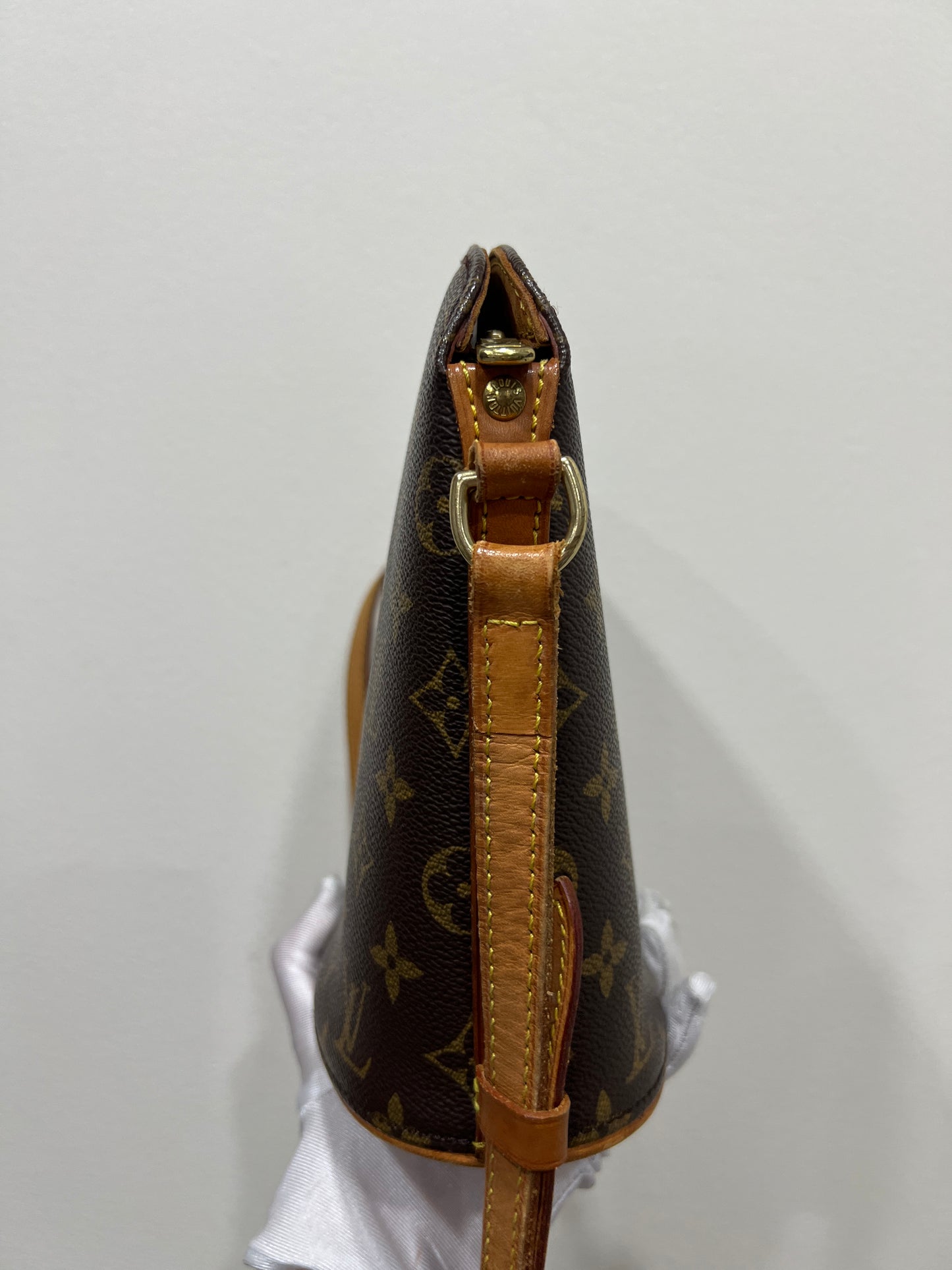 LOUIS VUITTON DROUOT Shoulder Bag