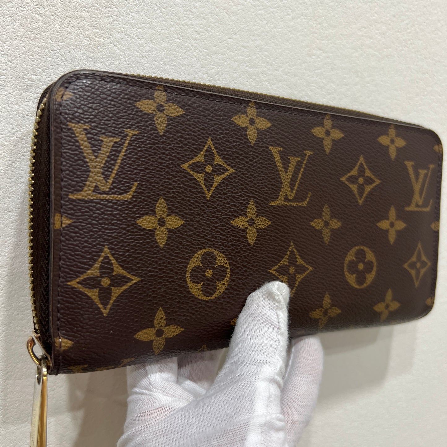 LOUIS VUITTO Zipper Long Wallet