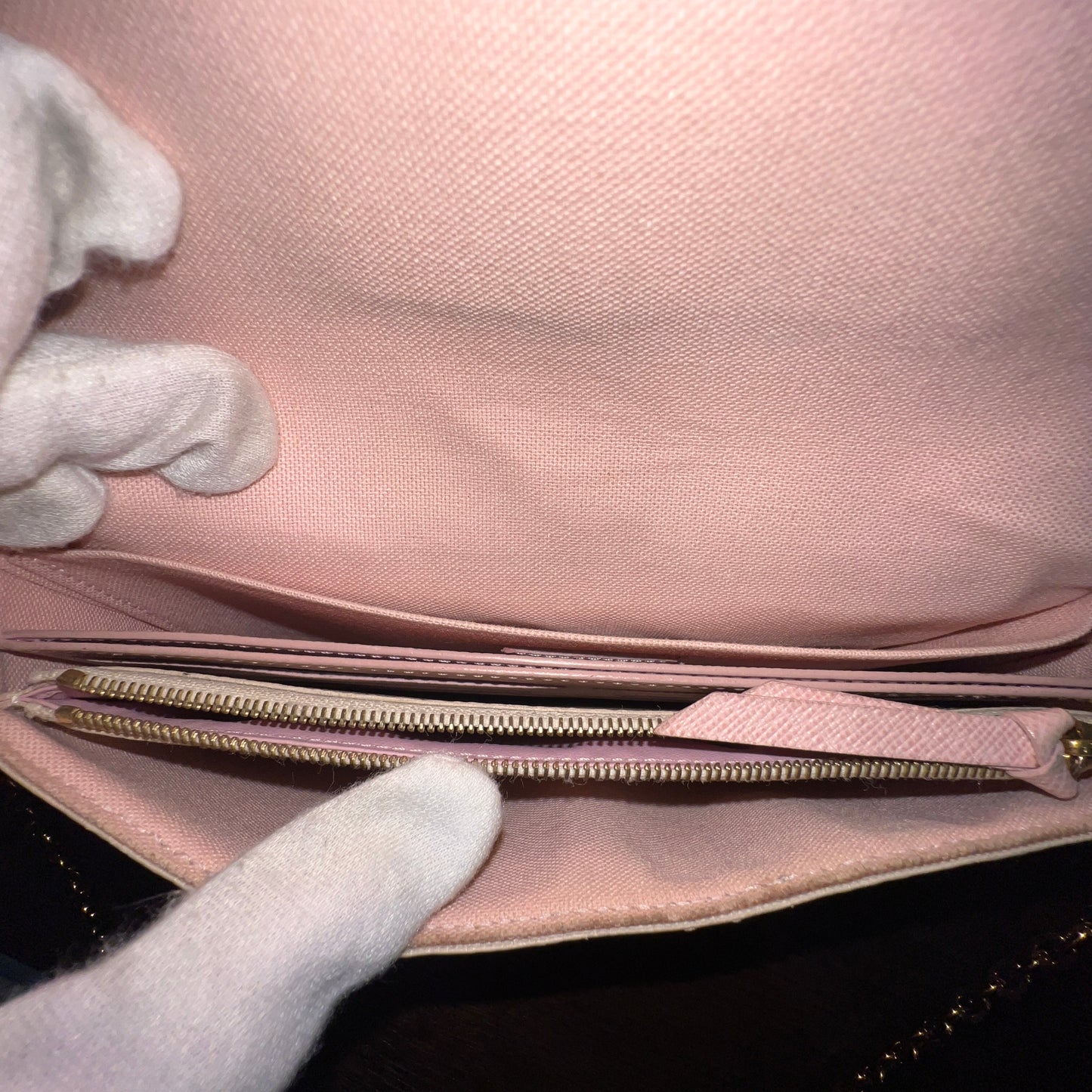 LOUIS VUITTON Felice Damier