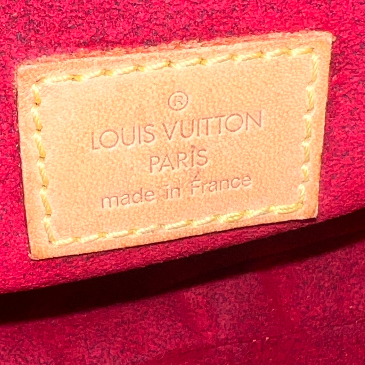 LOUIS VUITTON Croissant MM