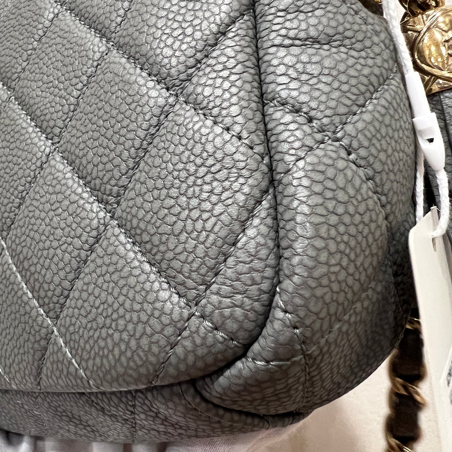 CHANEL CAVIAR Gray Shoulder Bag